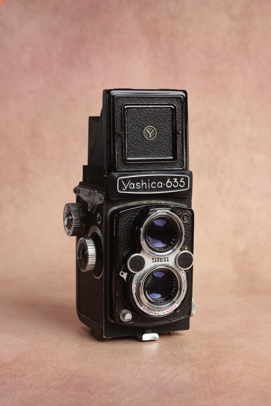 Yashica 635 TLR