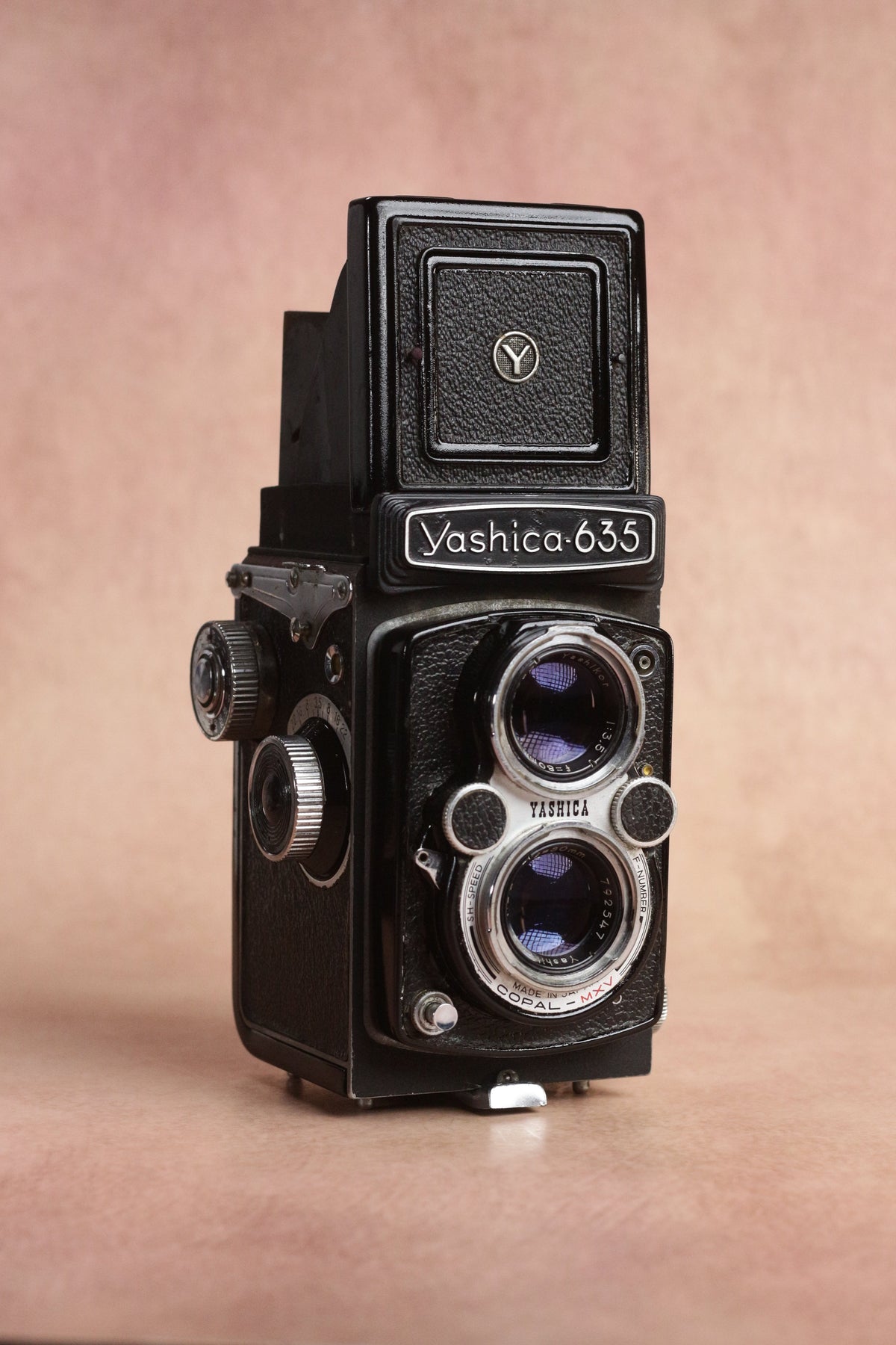 Yashica 635 TLR