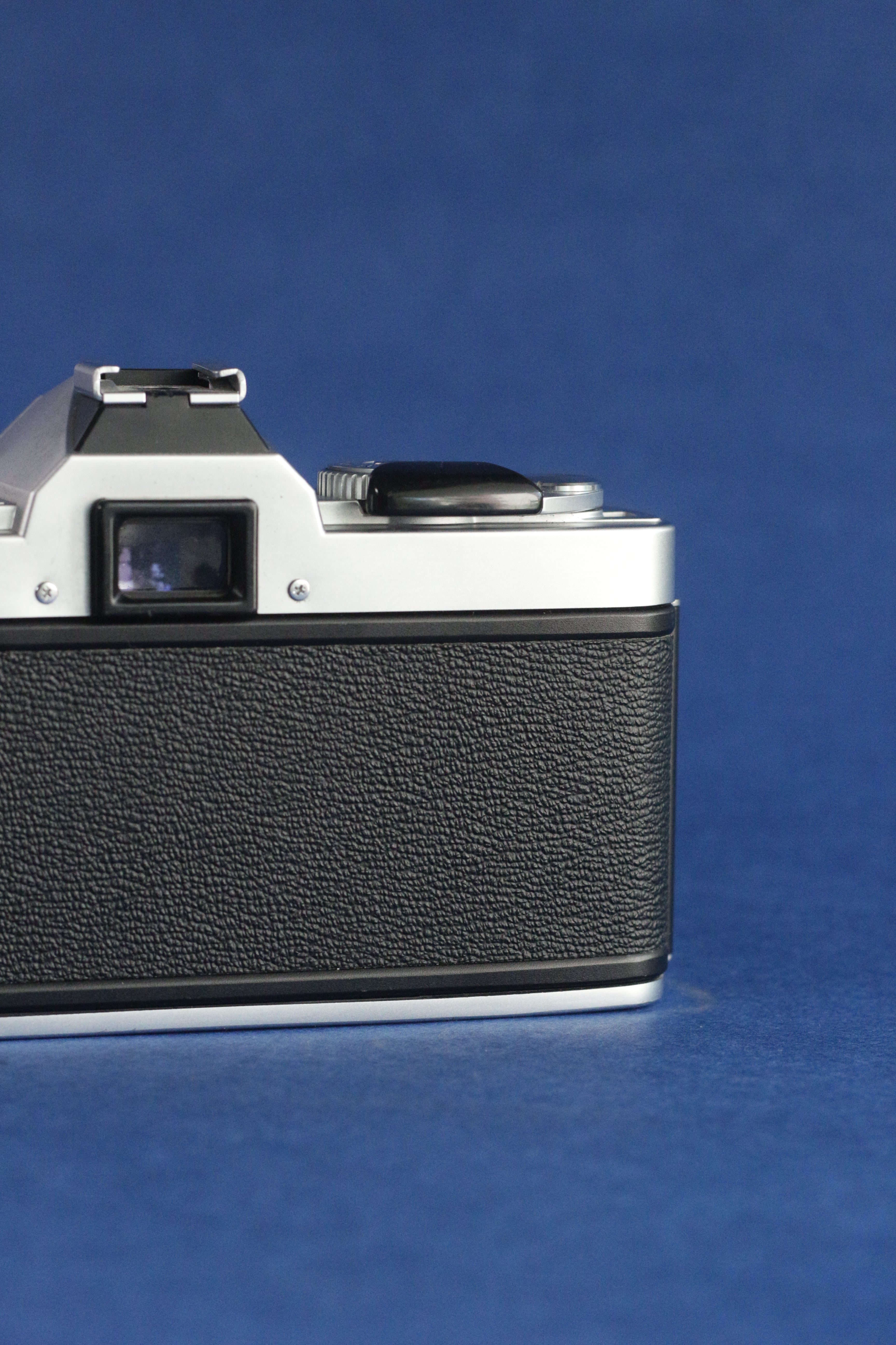 Minolta X-7 + MC Rokkor-X PF 50mm F1.7