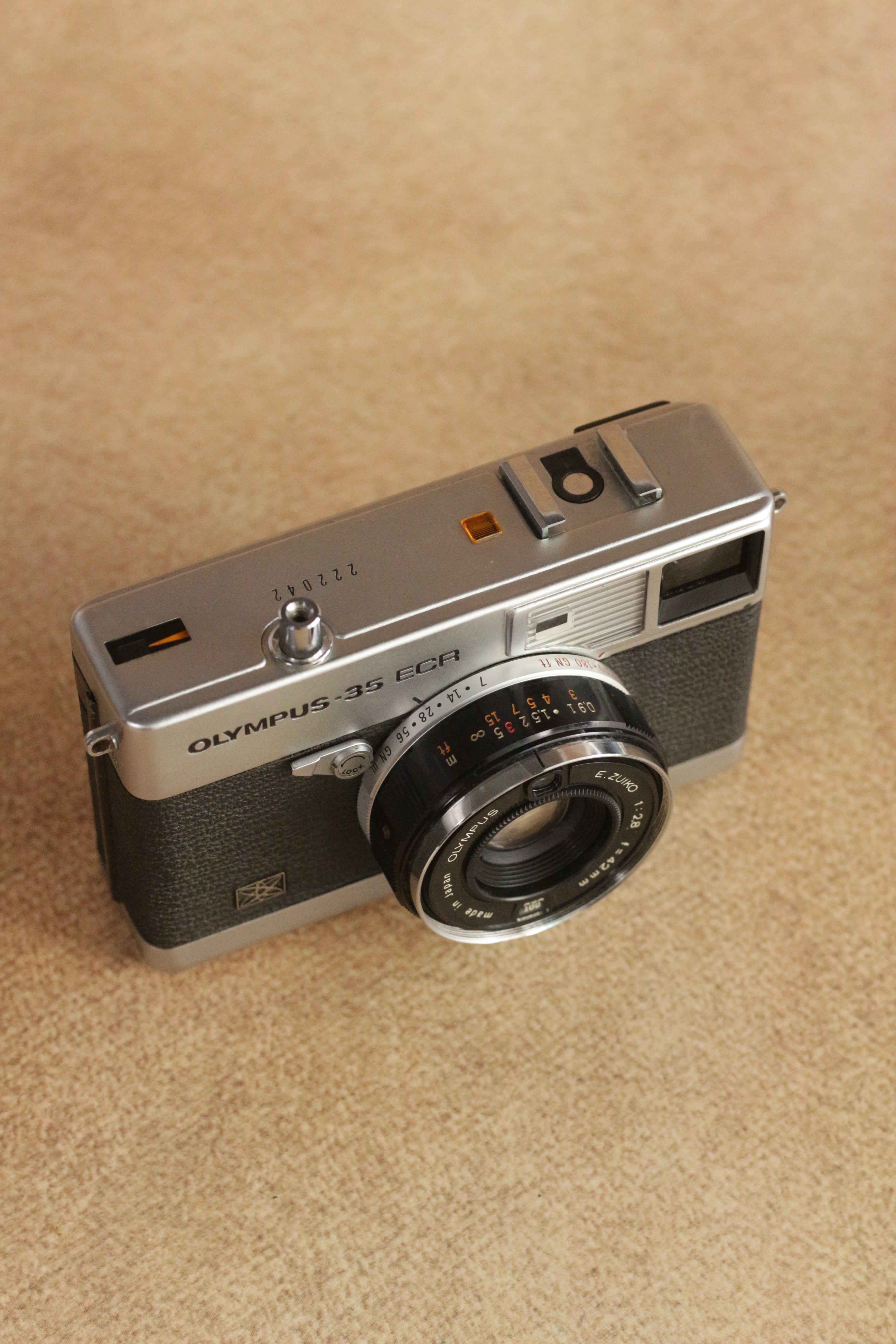 Olympus 35 ECR