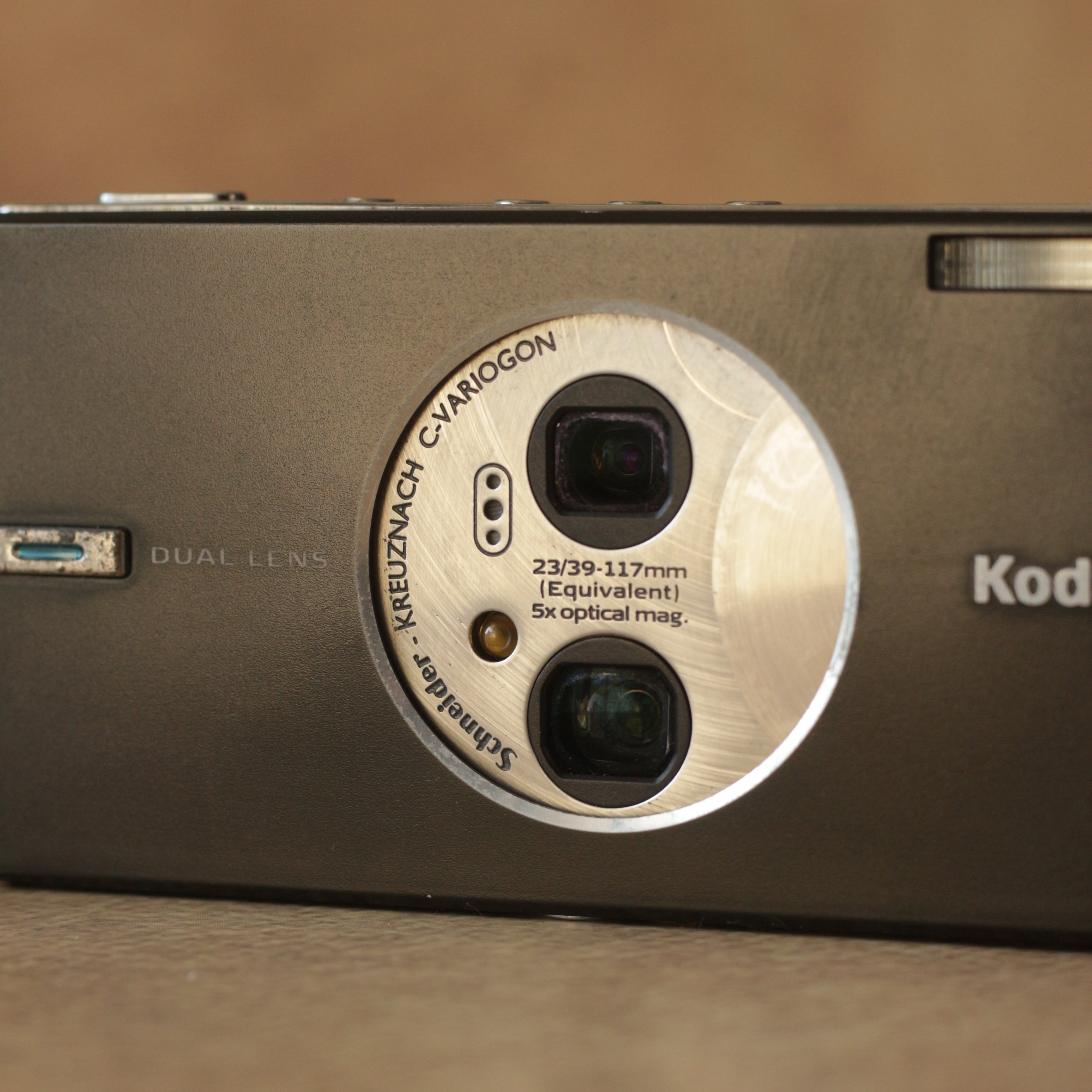 Kodak Easyshare V570 - Dual lens camera