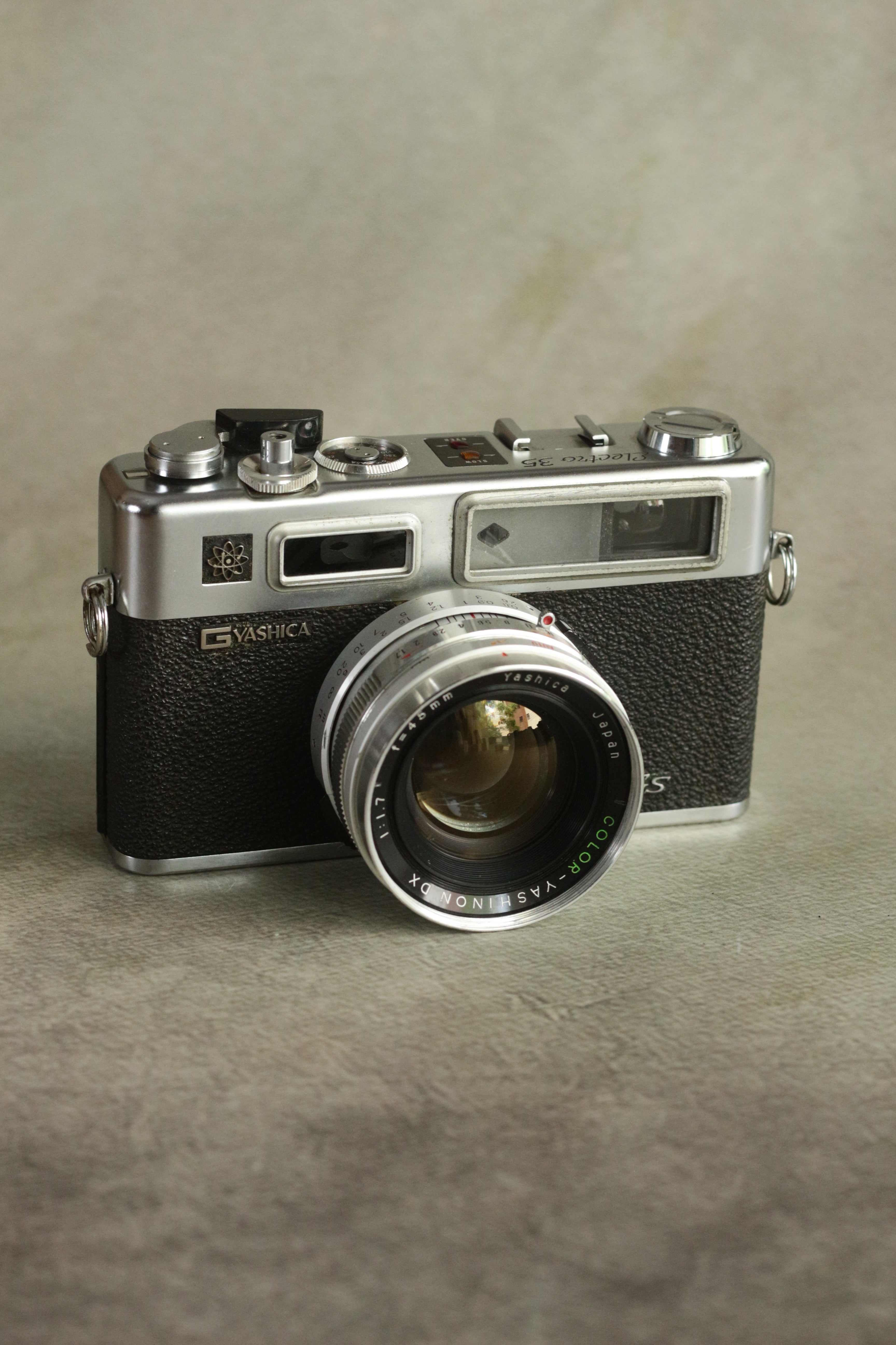 Yashica Electro 35 GS