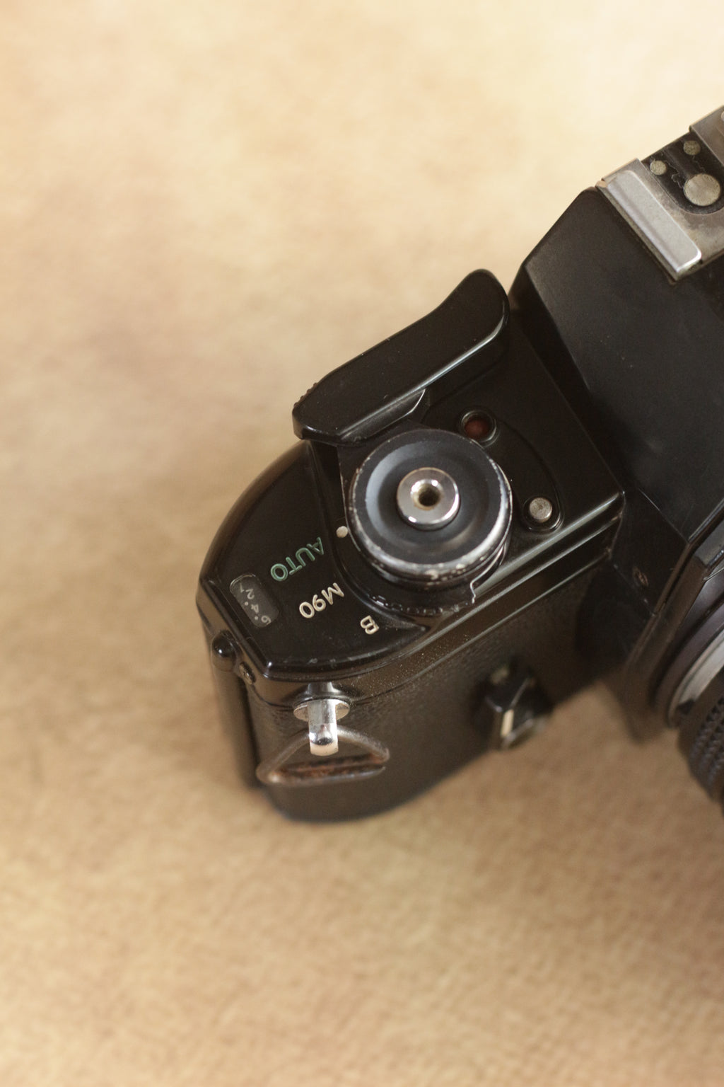 Nikon EM + Nikkor Zoom 35-70mm F3.5-4.8