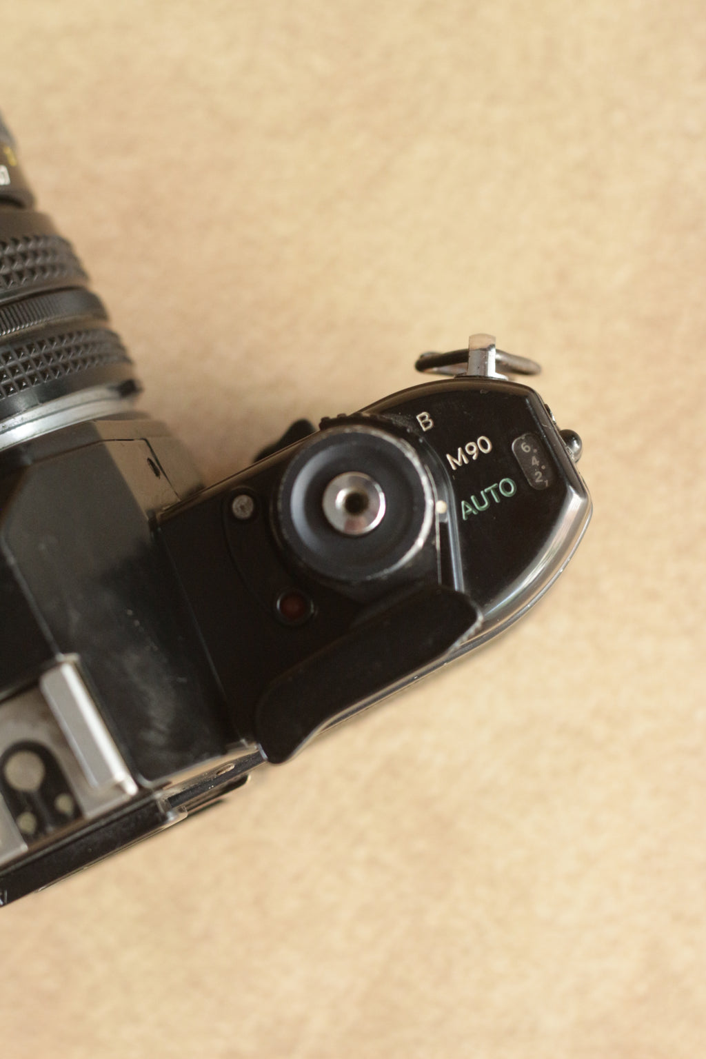 Nikon EM + Nikkor Zoom 35-70mm F3.5-4.8