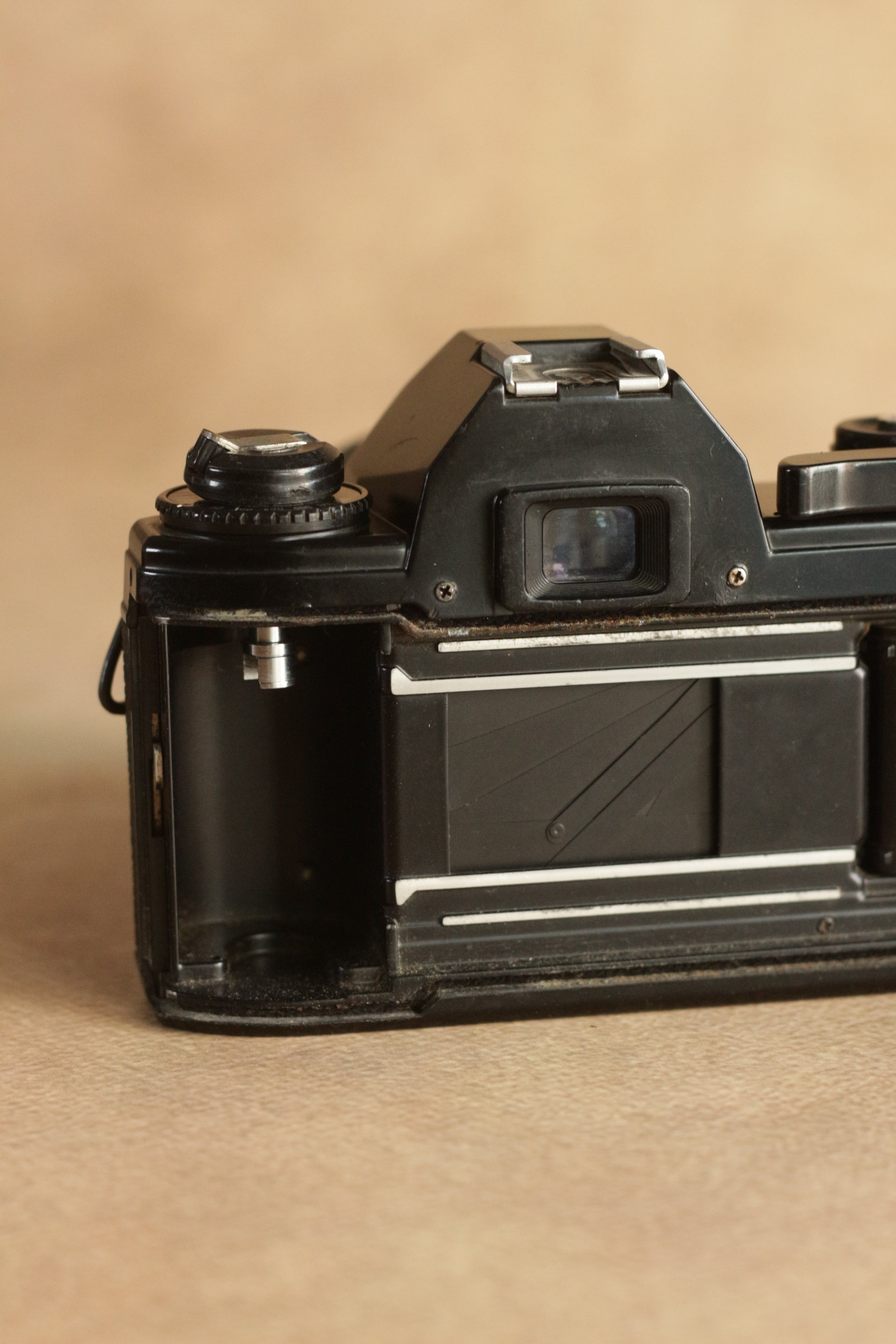 Nikon EM + Nikkor Zoom 35-70mm F3.5-4.8