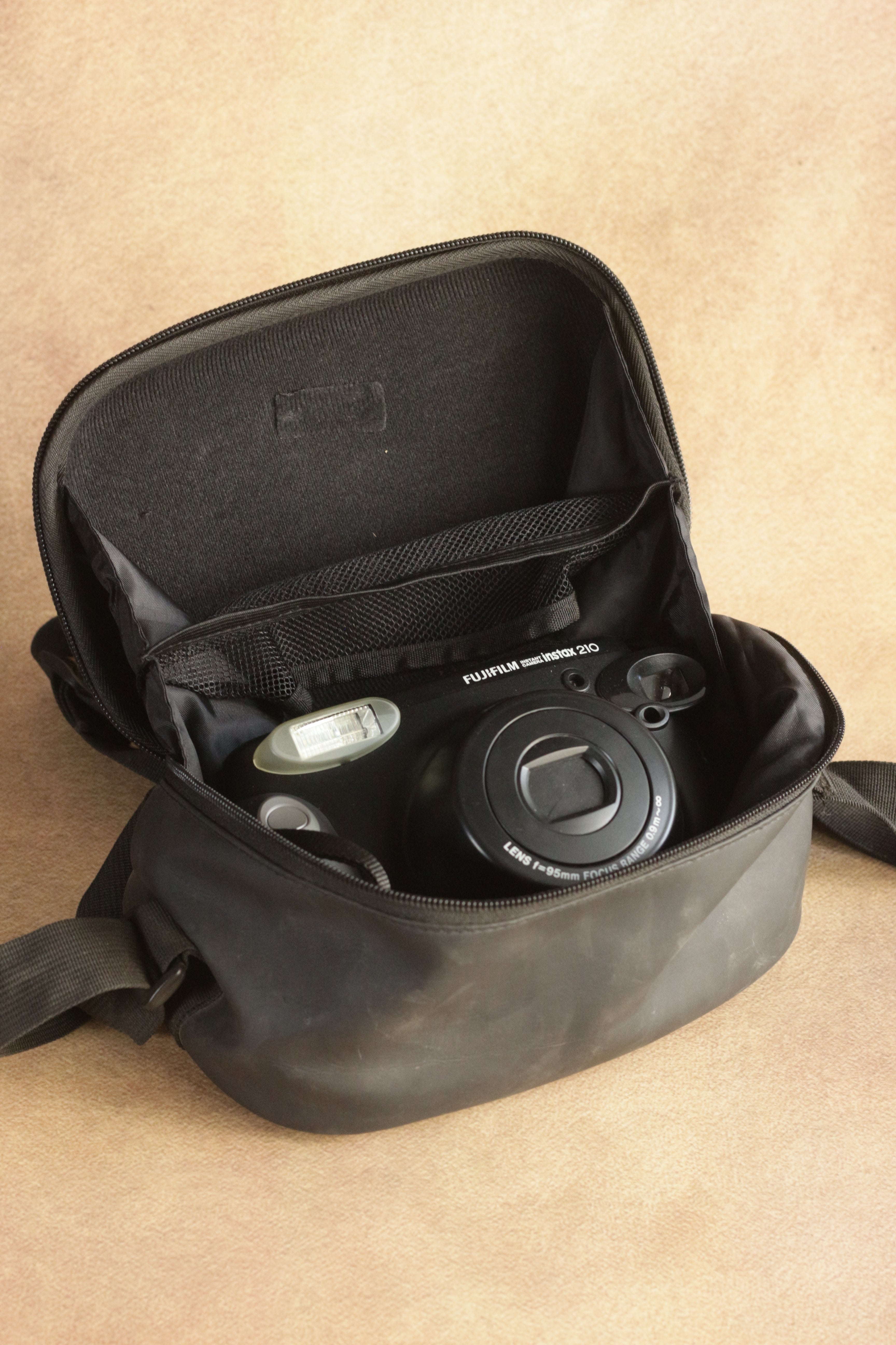 Fujifilm Instax 210