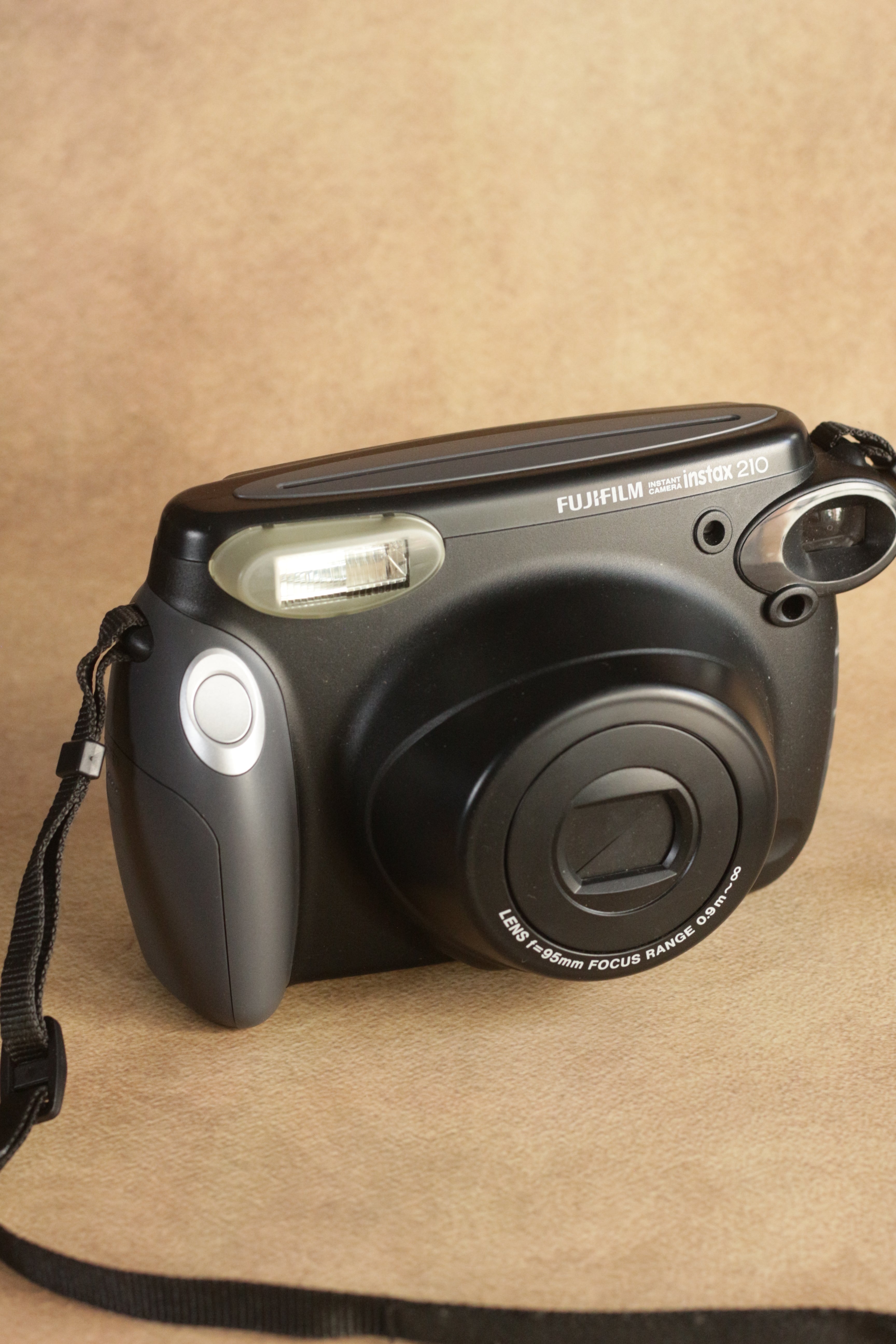 Fujifilm Instax 210