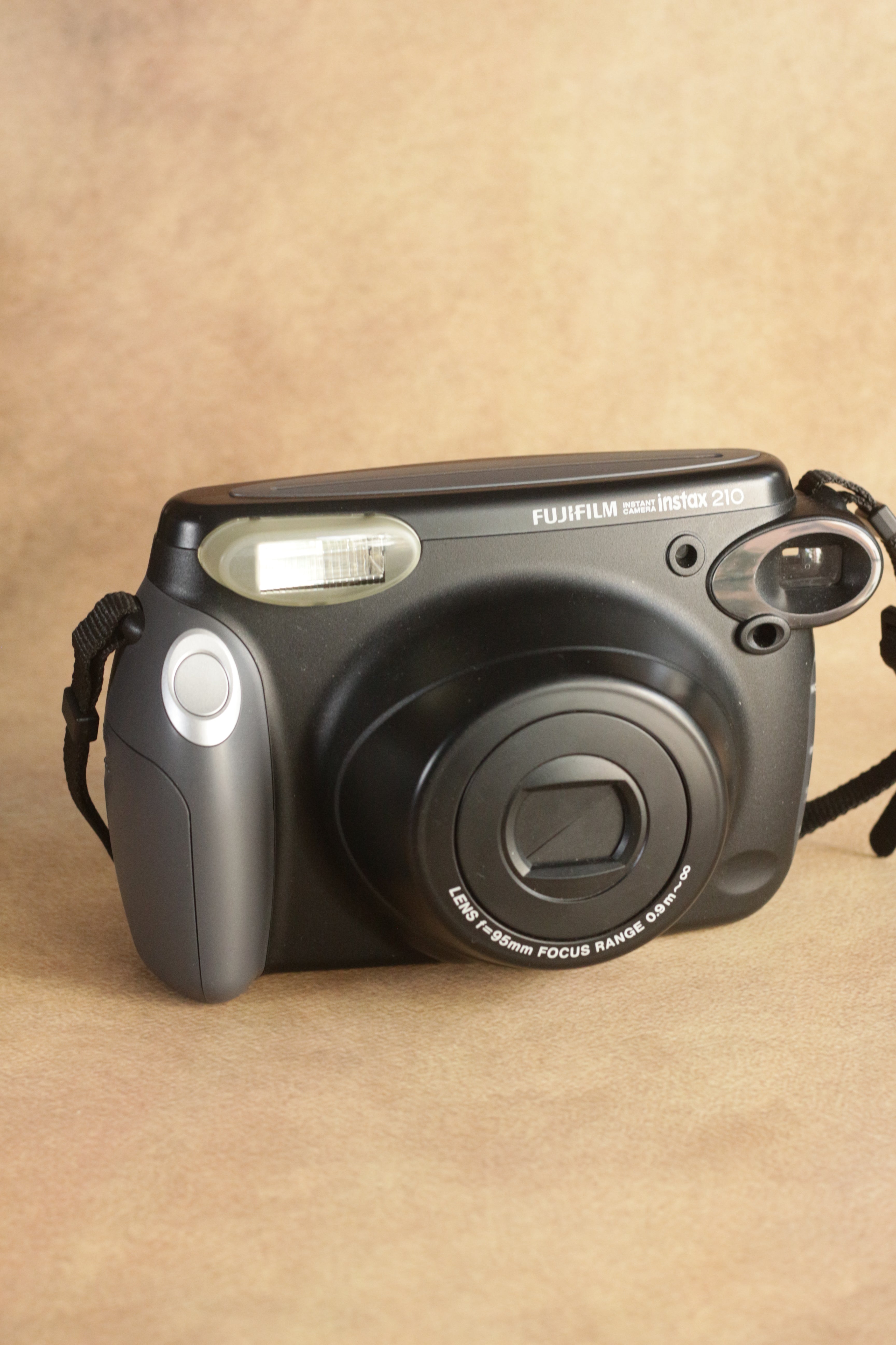 Fujifilm Instax 210