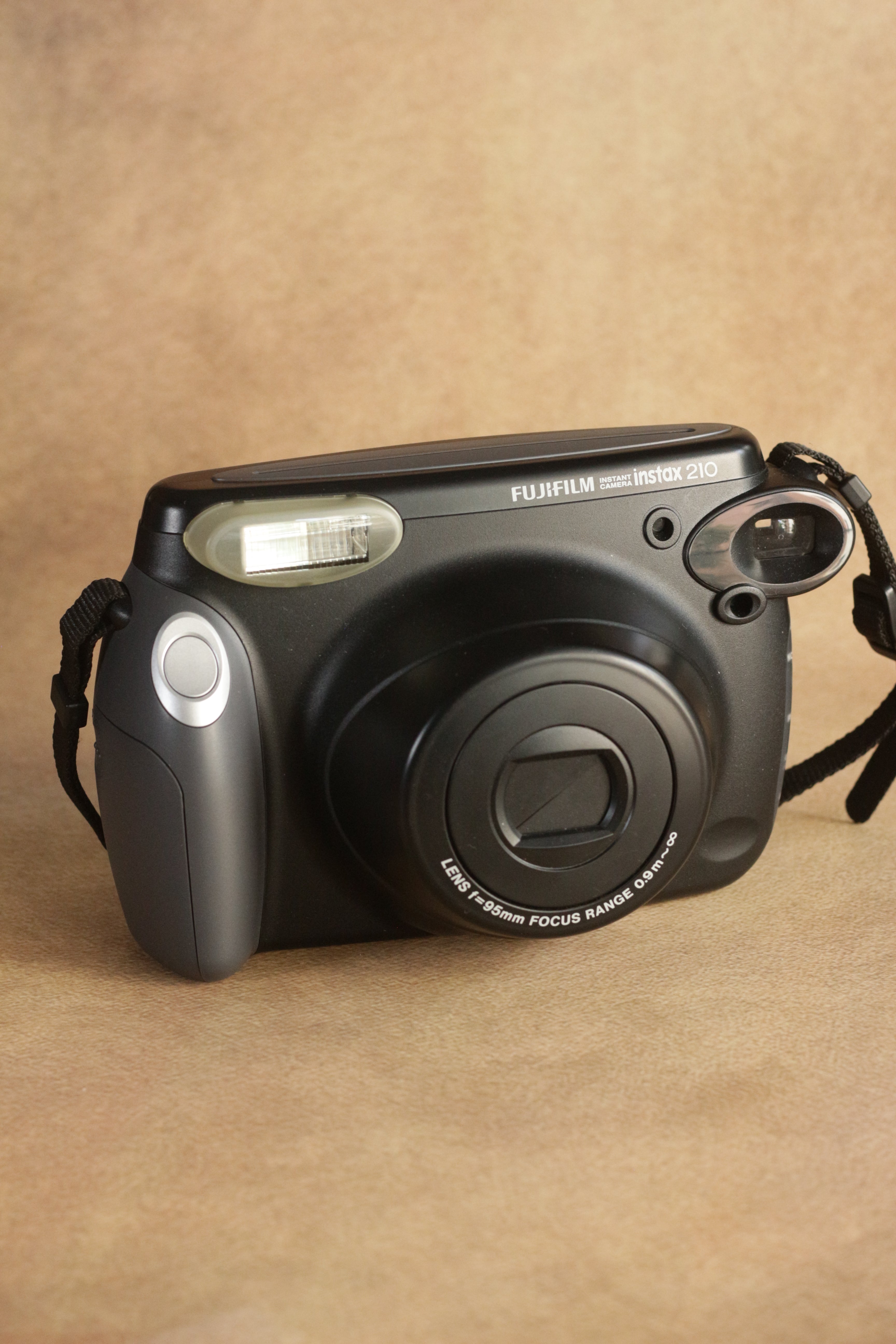 Fujifilm Instax 210