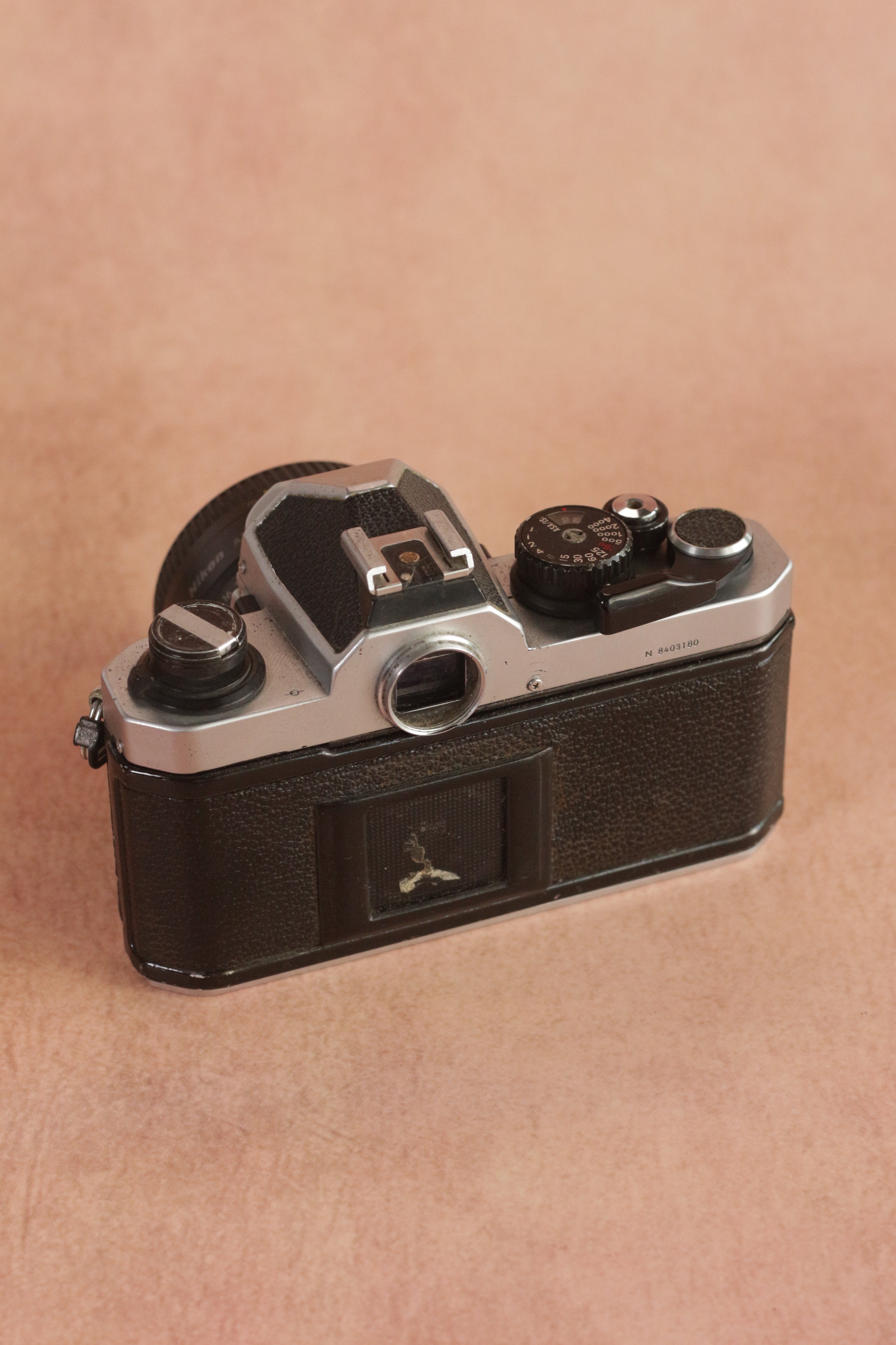 Nikon FM2n + Nikkor AF 50mm f/1.8D
