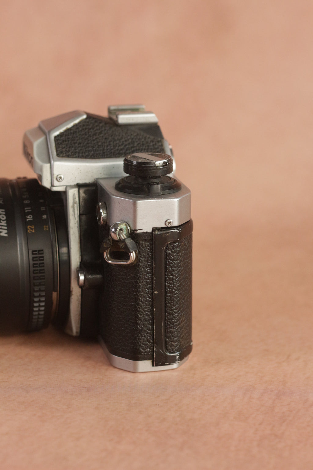 Nikon FM2n + Nikkor AF 50mm f/1.8D