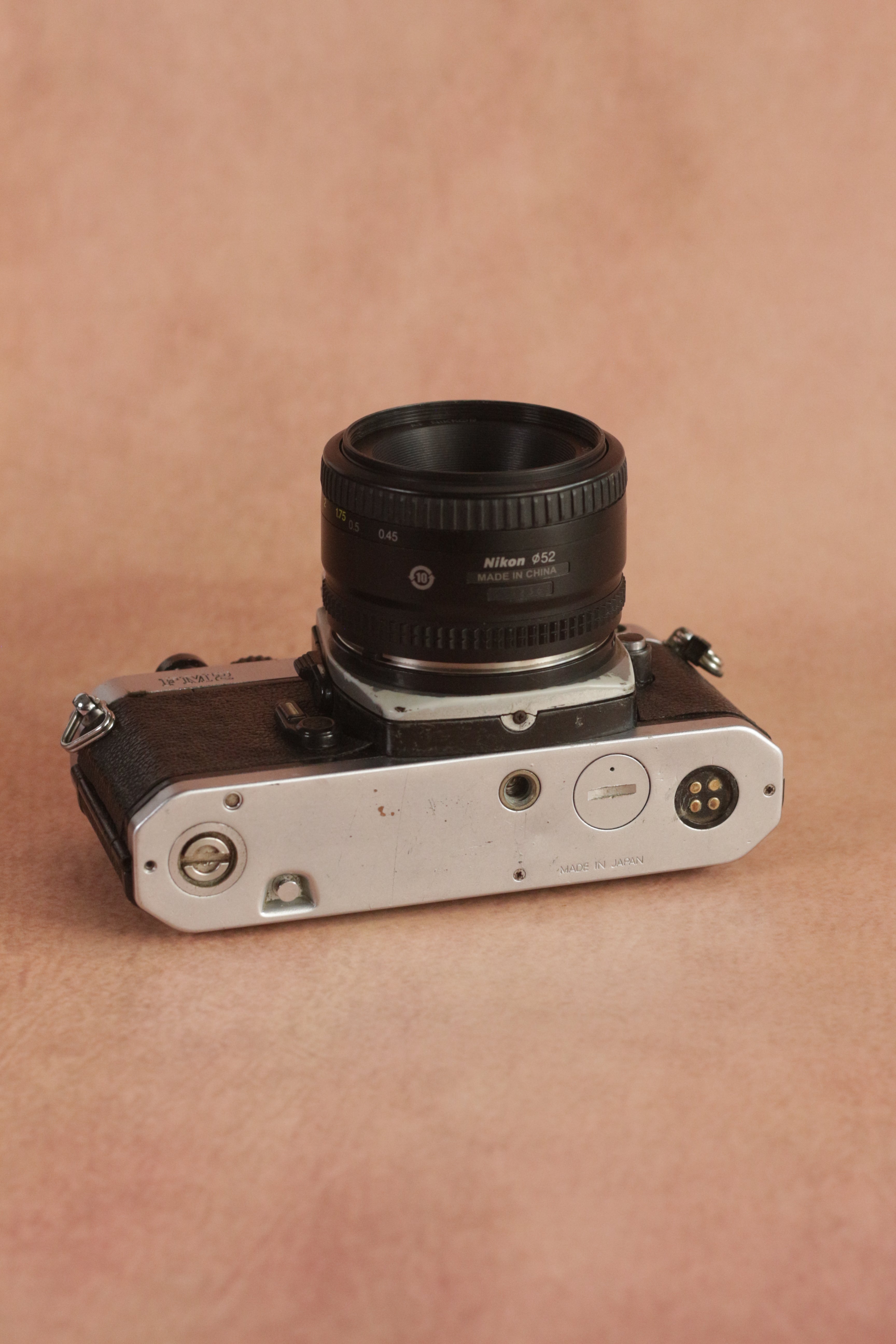 Nikon FM2n + Nikkor AF 50mm f/1.8D