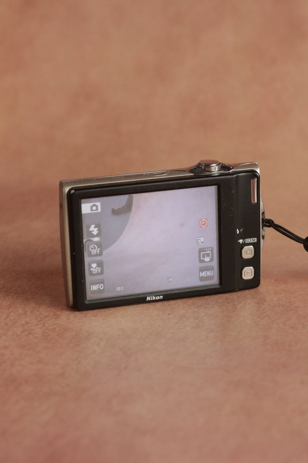 Nikon Coolpix S4000