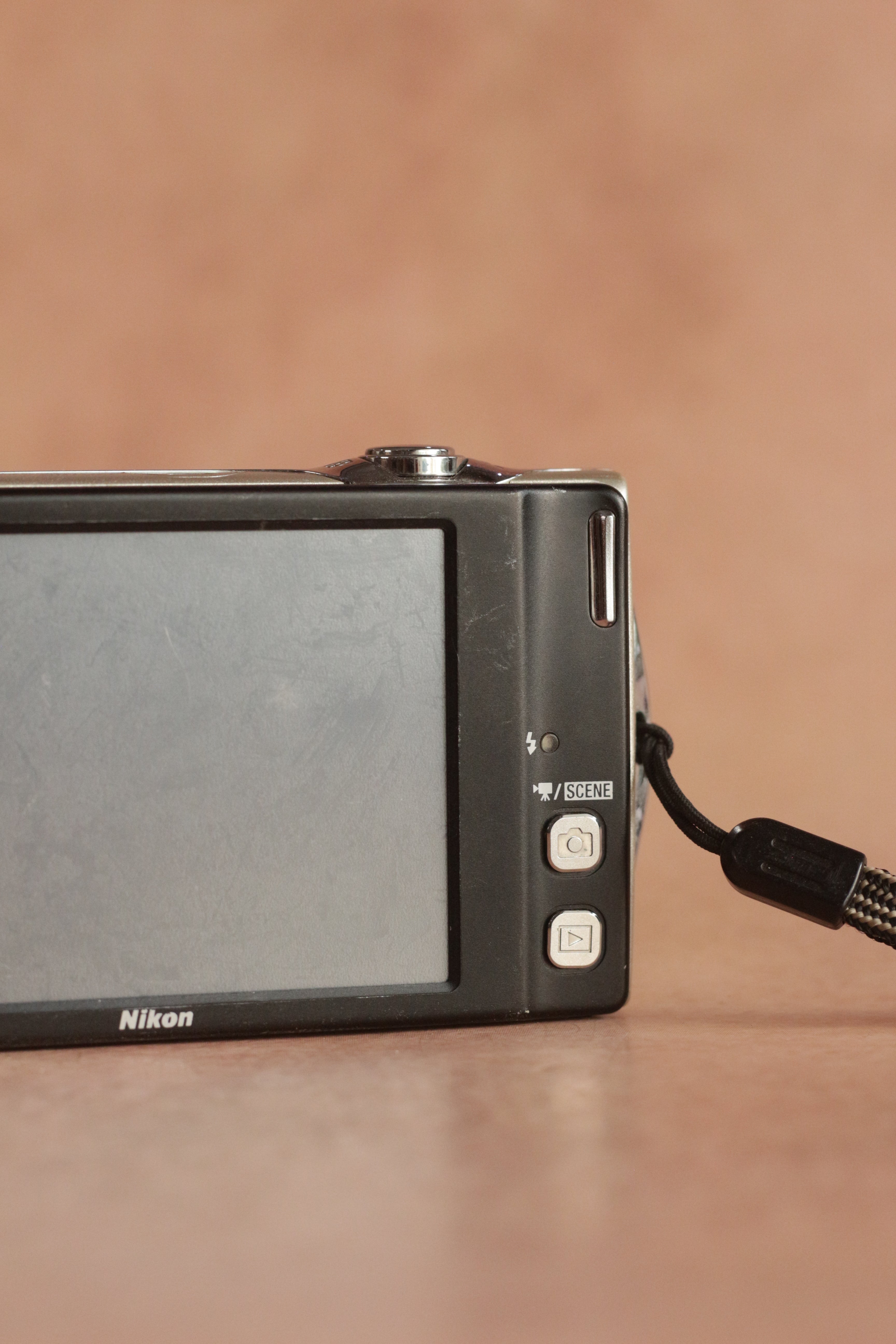 Nikon Coolpix S4000