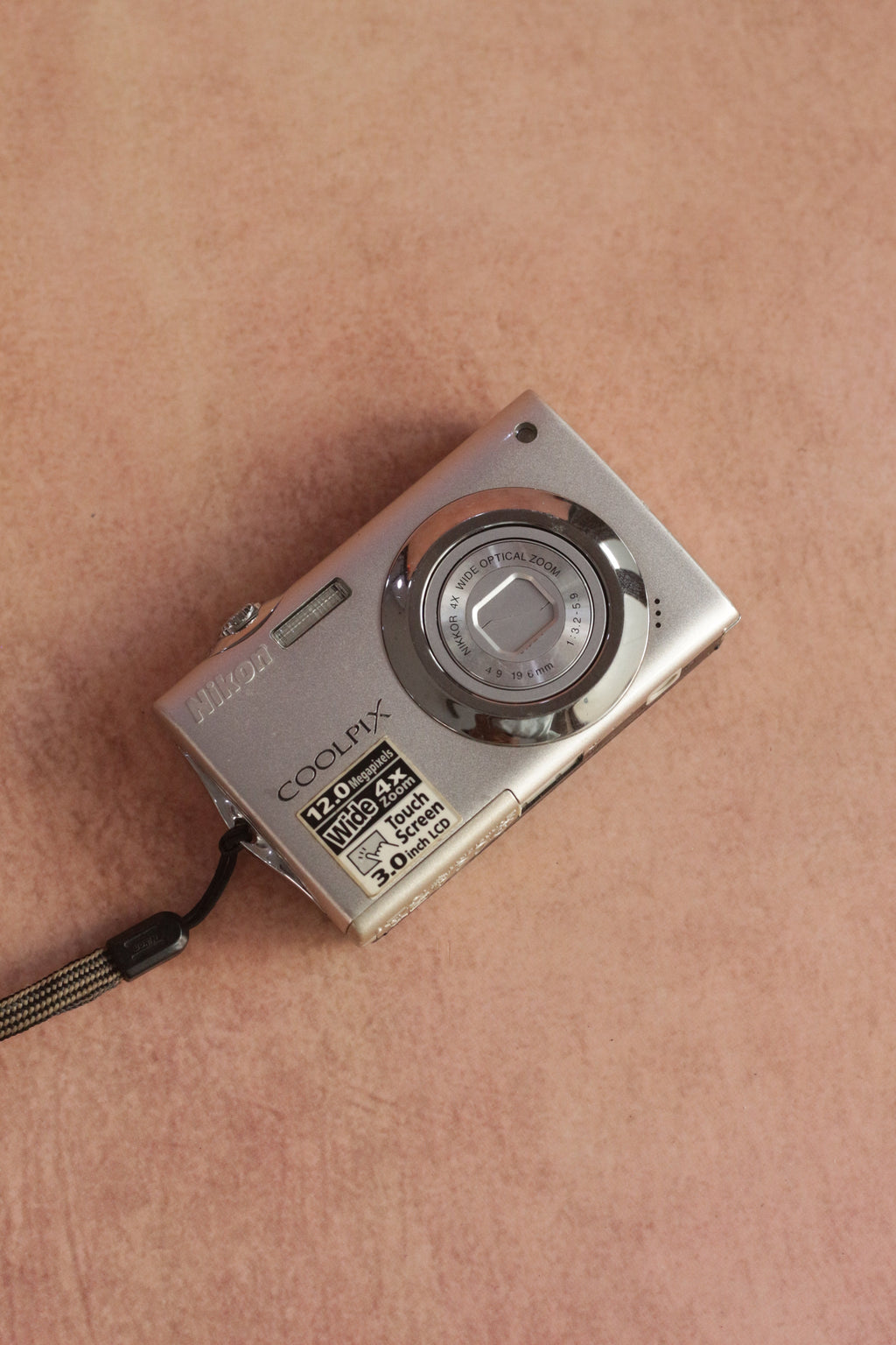 Nikon Coolpix S4000