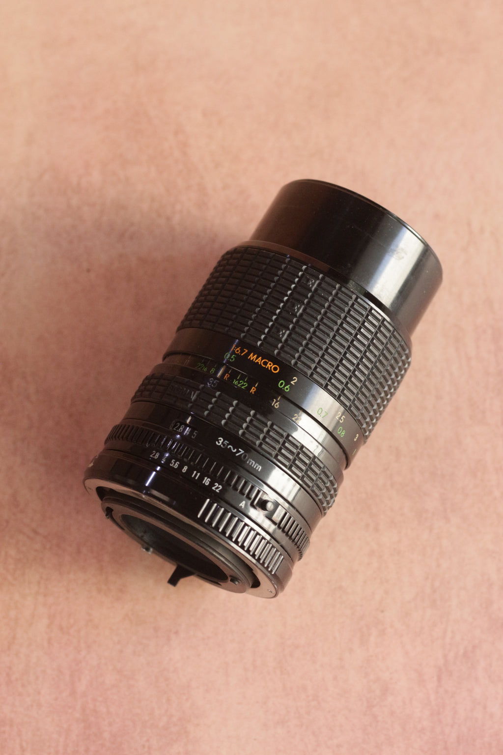 Sigma Standard Zoom 35-70mm F2.8-F4 - FD mount