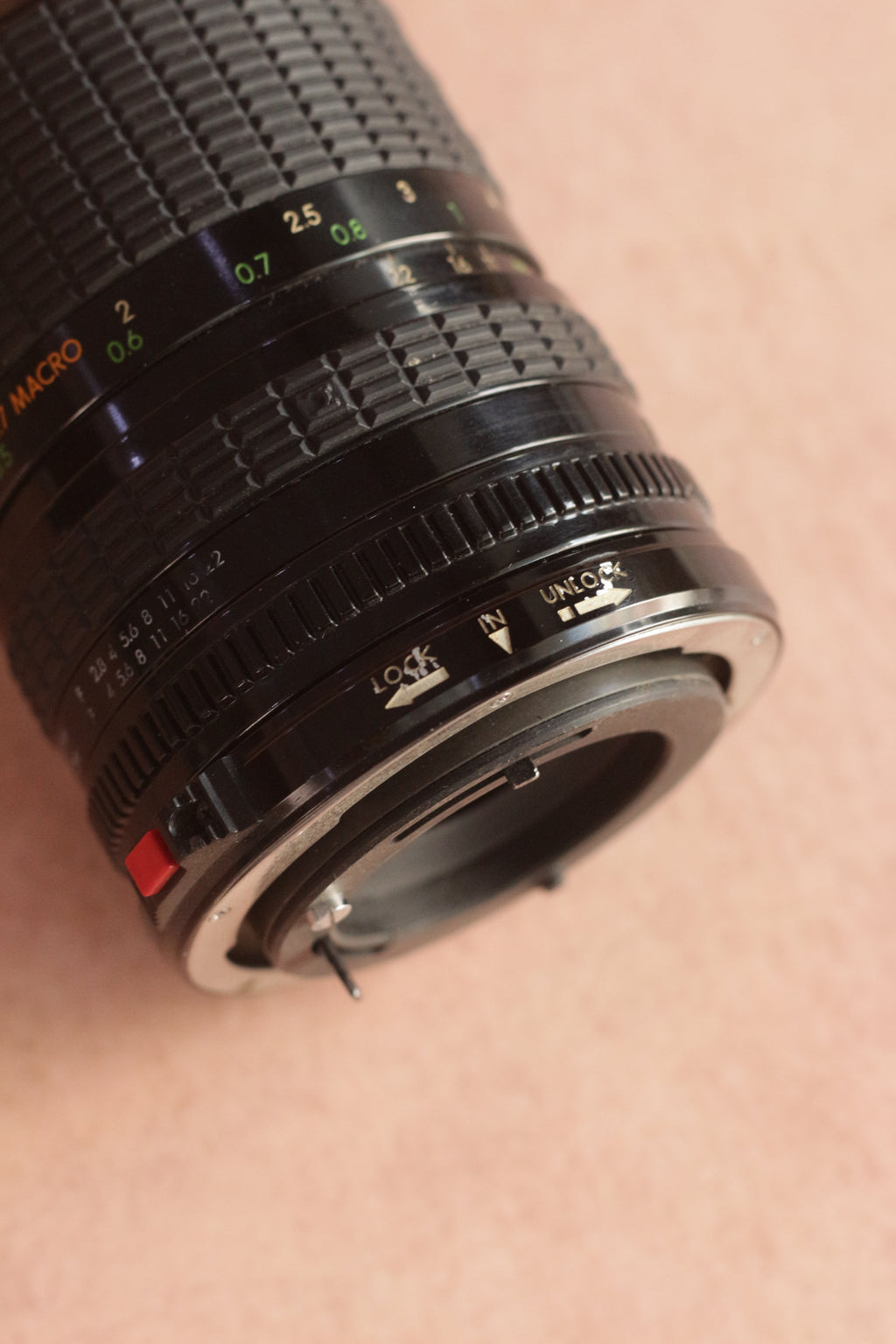 Sigma Standard Zoom 35-70mm F2.8-F4 - FD mount