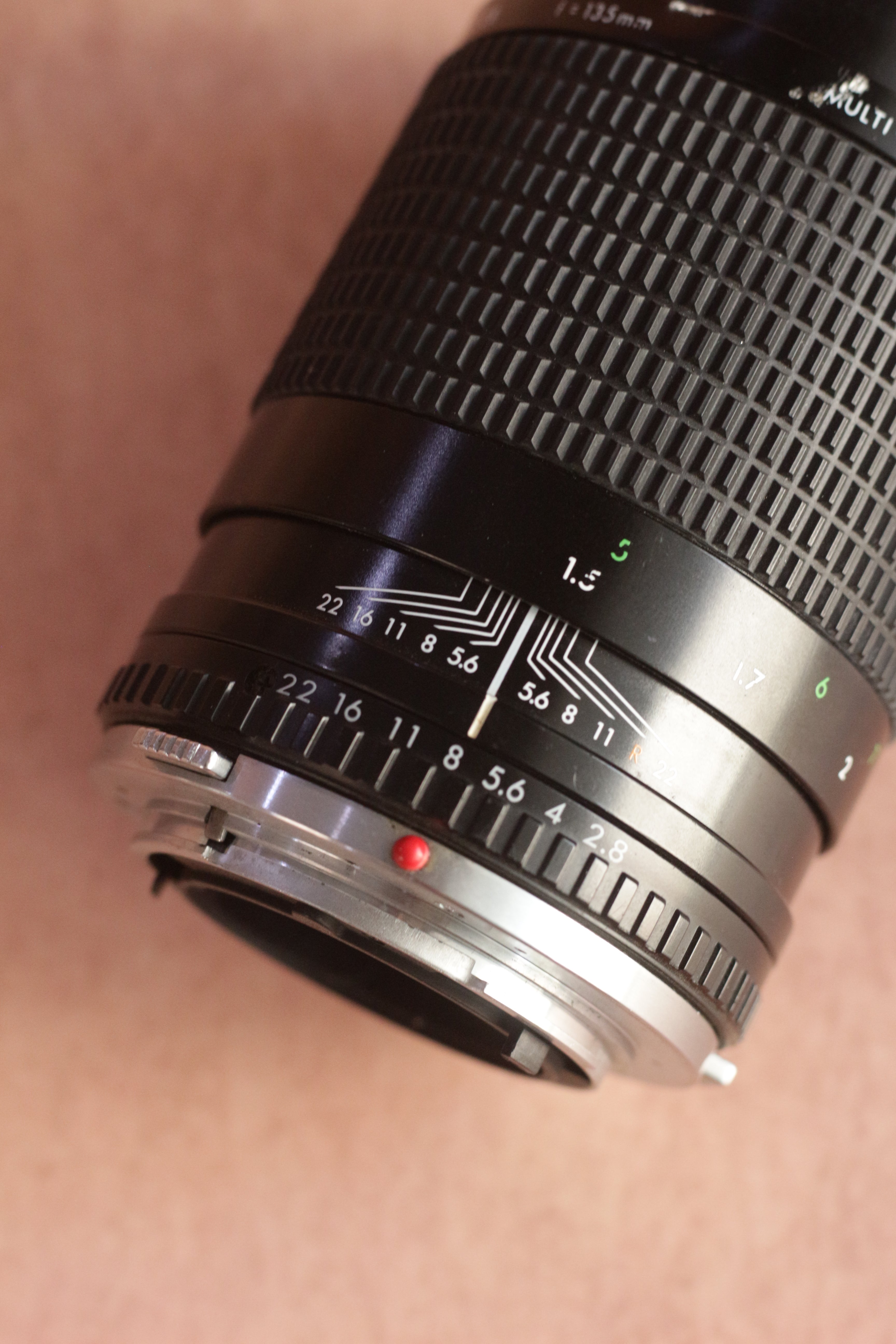 Carsen Multi-coated 135mm F2.8 - OM mount