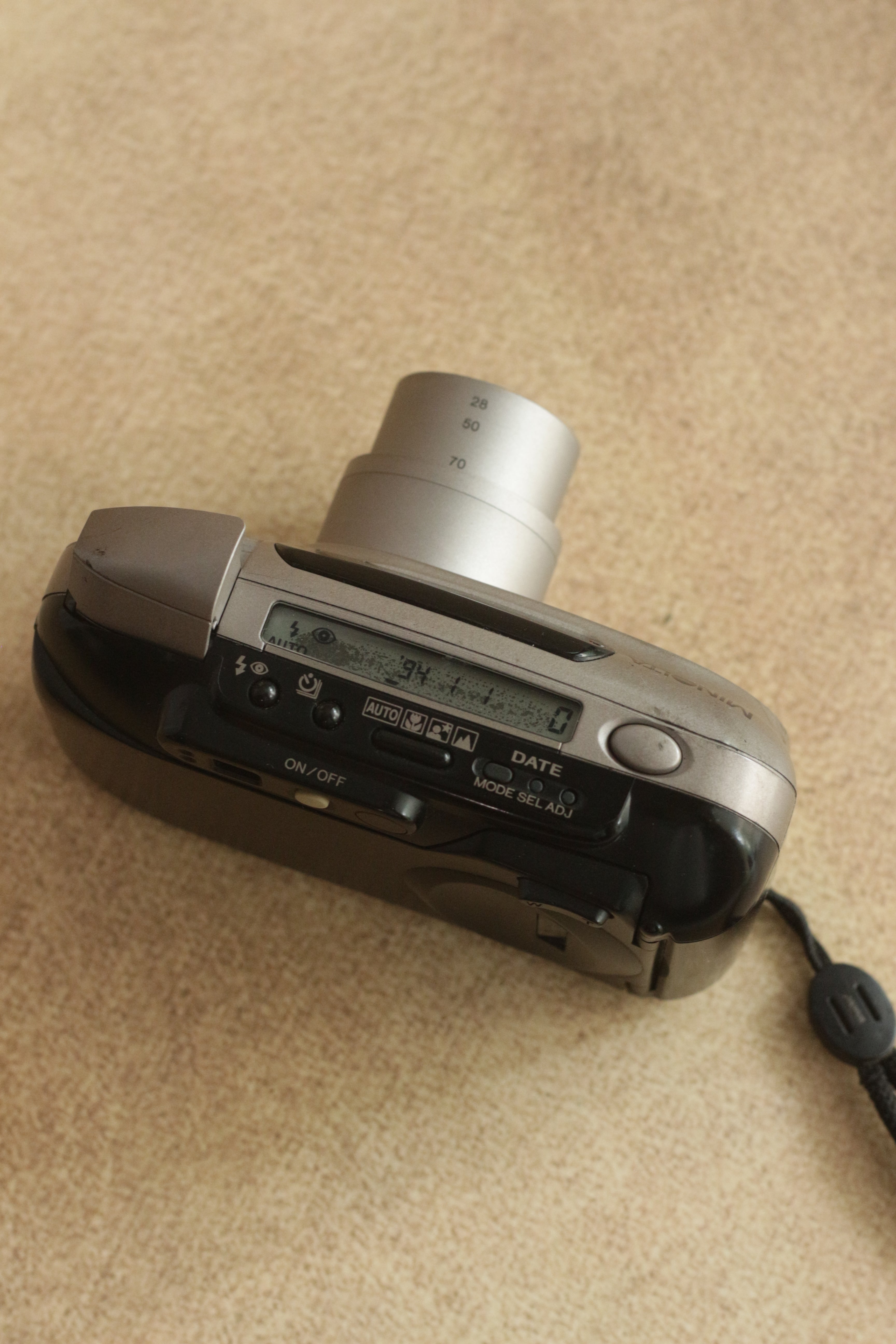 Minolta Riva Zoom 70W