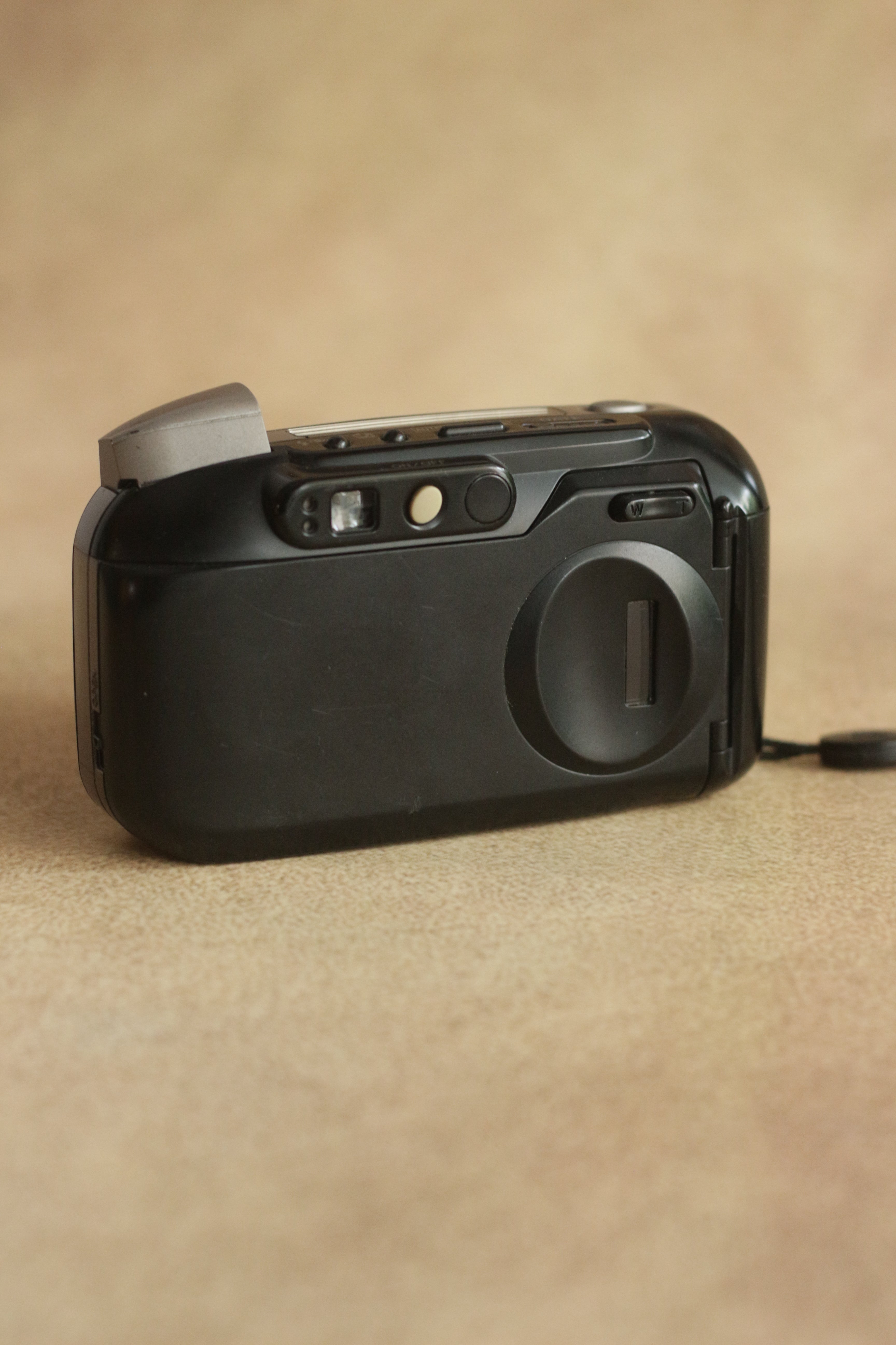 Minolta Riva Zoom 70W
