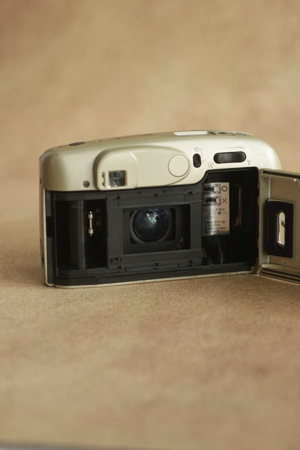 Yashica EZS Zoom 105