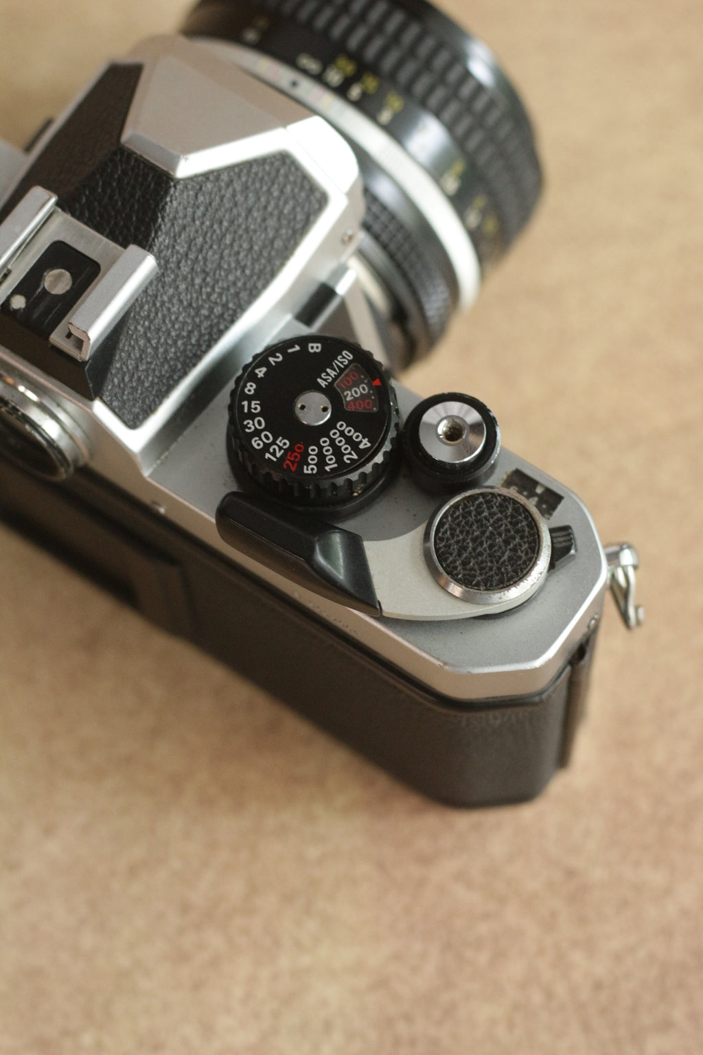 Nikon FM2n + Nikkor AI-S 50mm F1.4