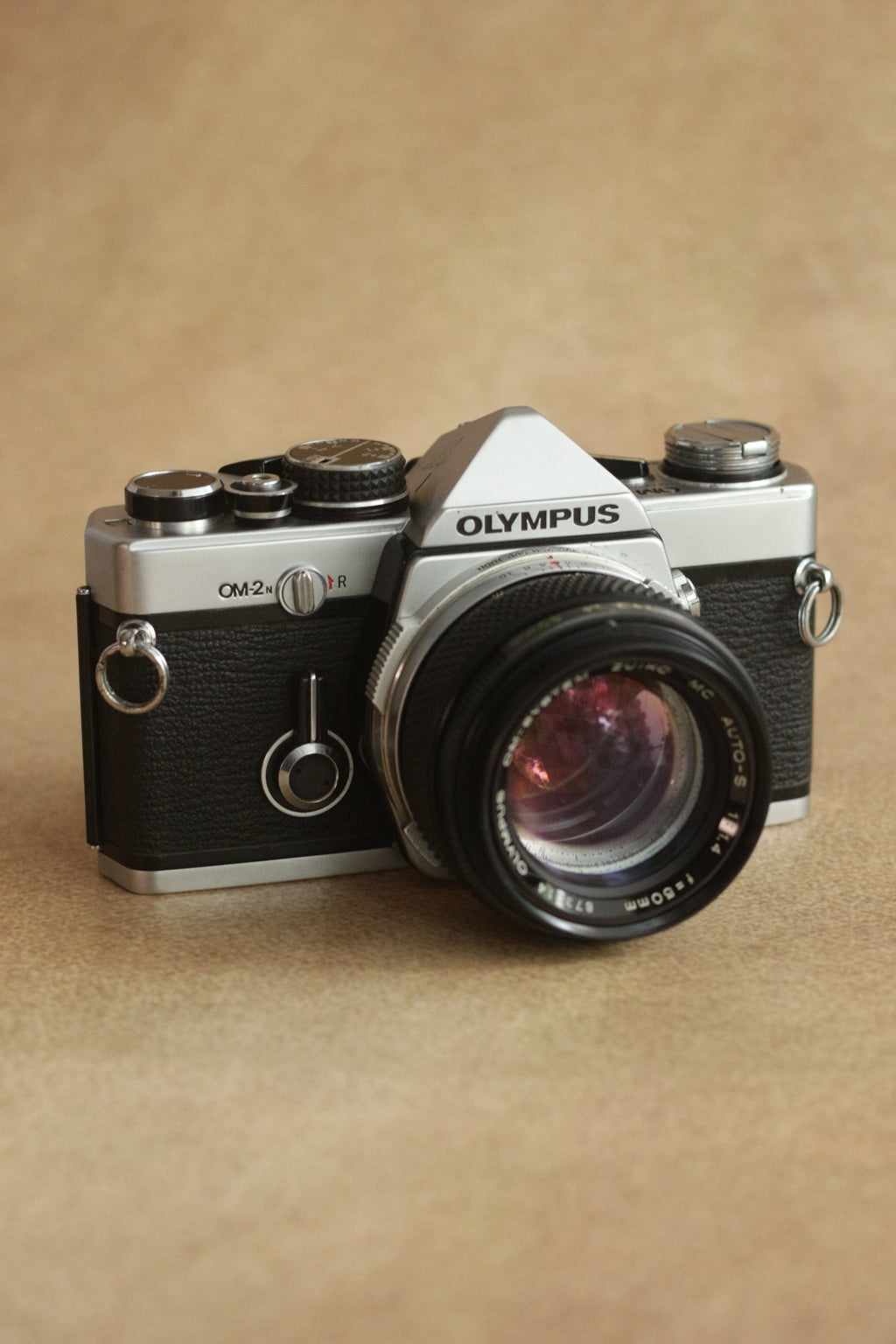 Olympus OM-2n + Zuiko MC Auto-S 50mm F1.4