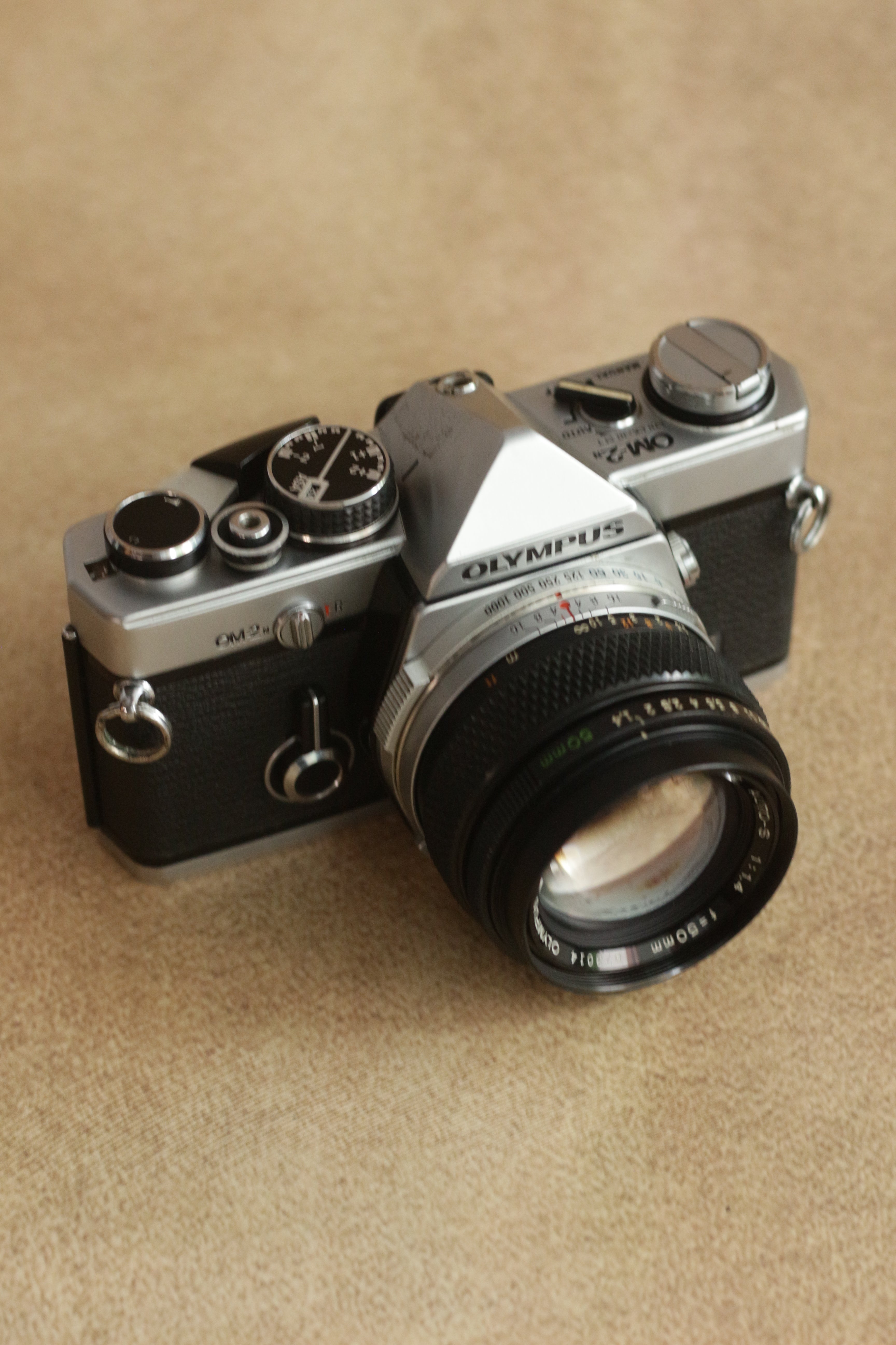 Olympus OM-2n + Zuiko MC Auto-S 50mm F1.4