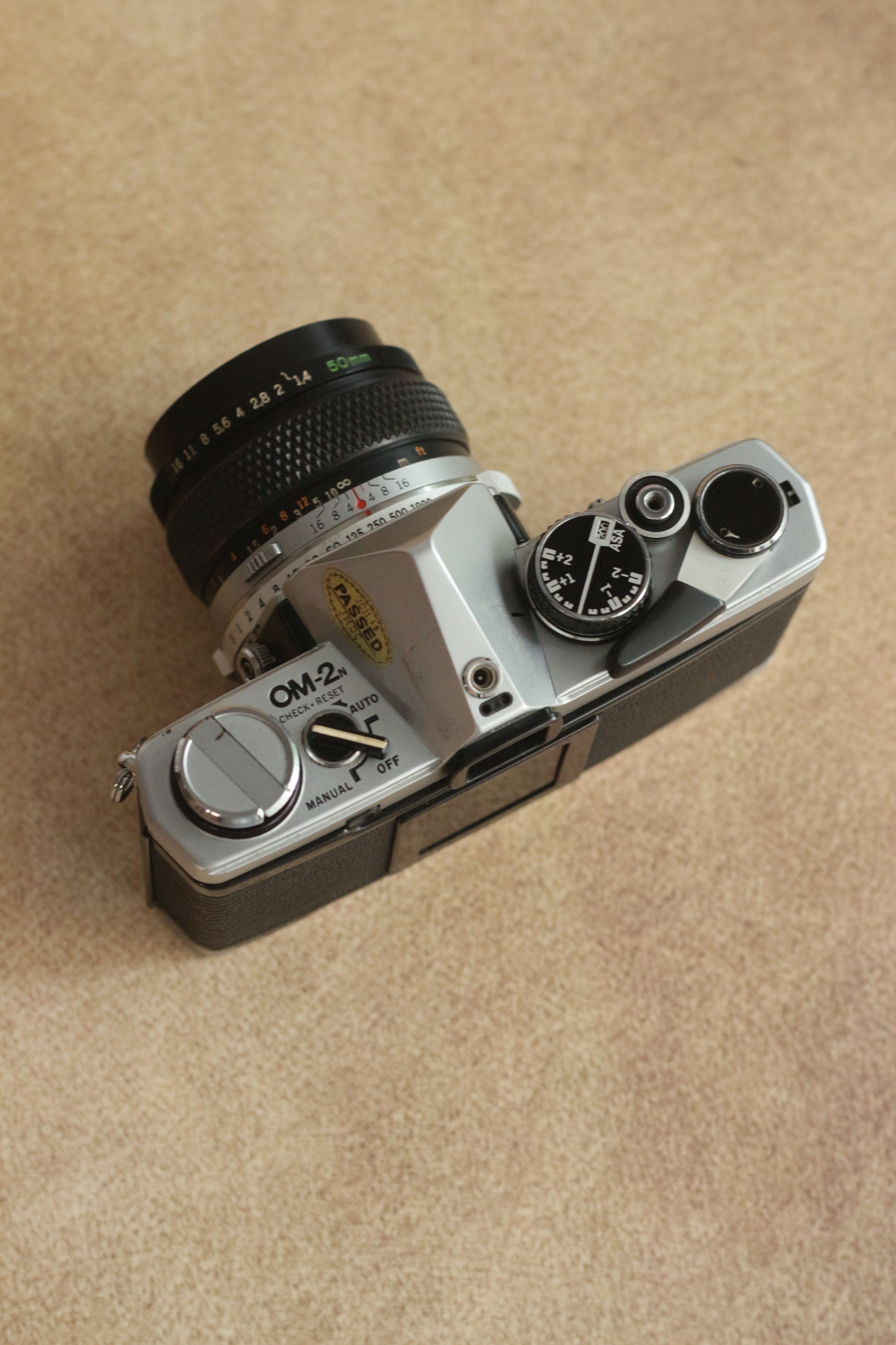 Olympus OM-2n + Zuiko MC Auto-S 50mm F1.4