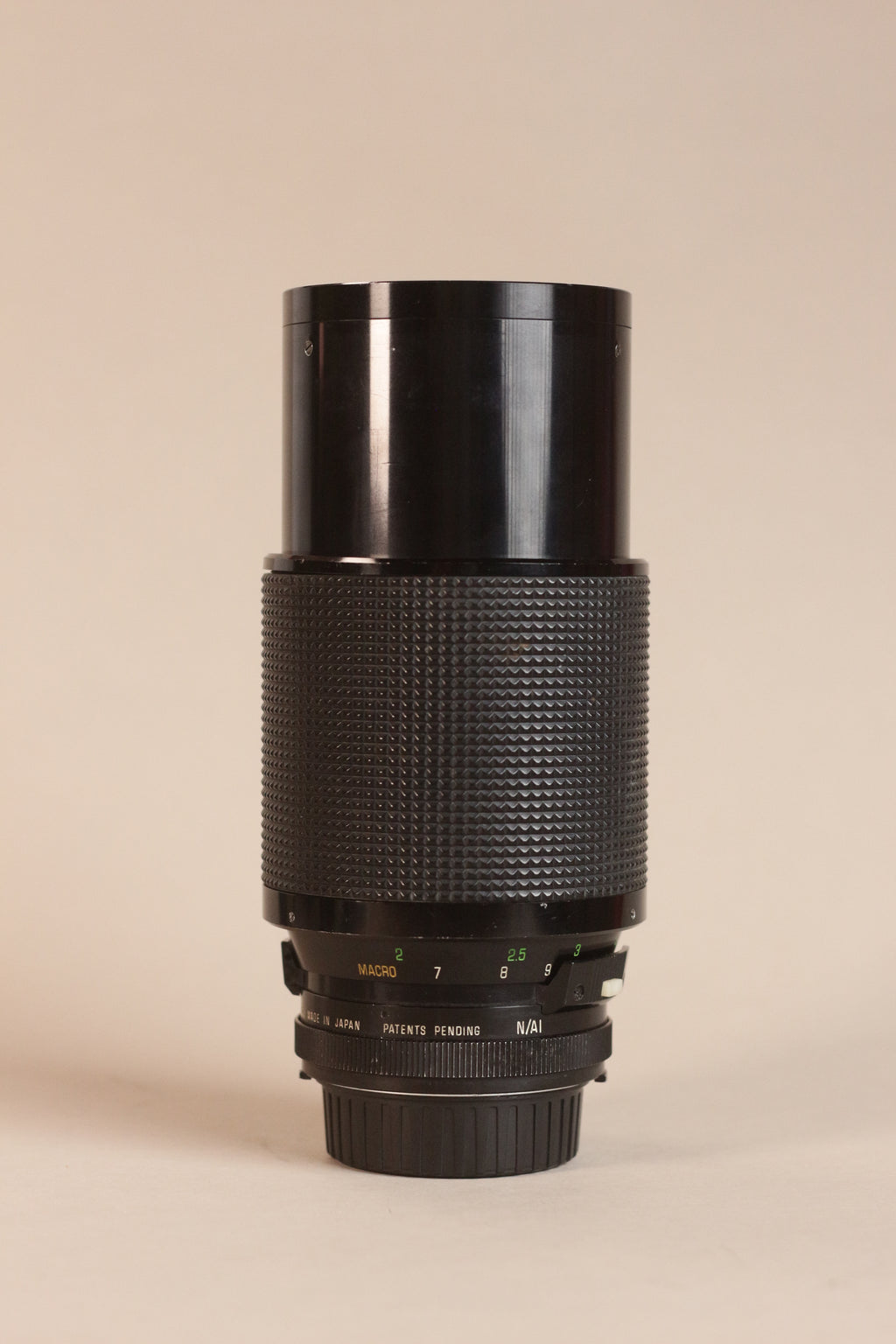 Vivitar Series 1 70-210mm f/3.5 Macro Auto Zoom - VMC
