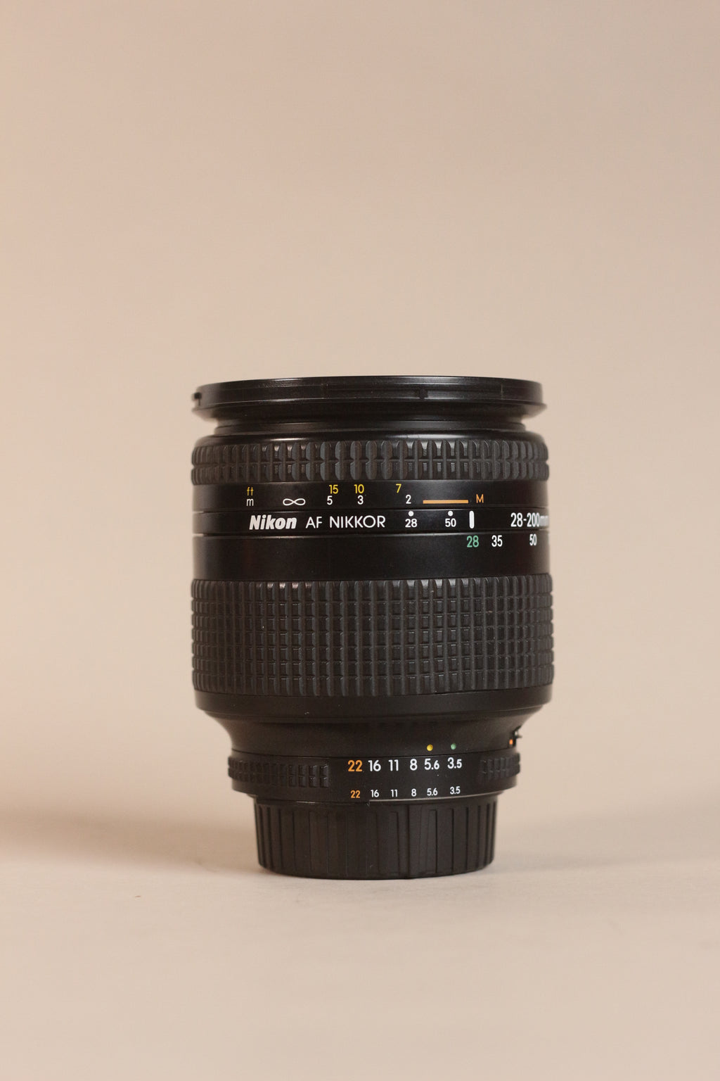 Nikon AF Nikkor 28-200mm f/3.5-5.6D