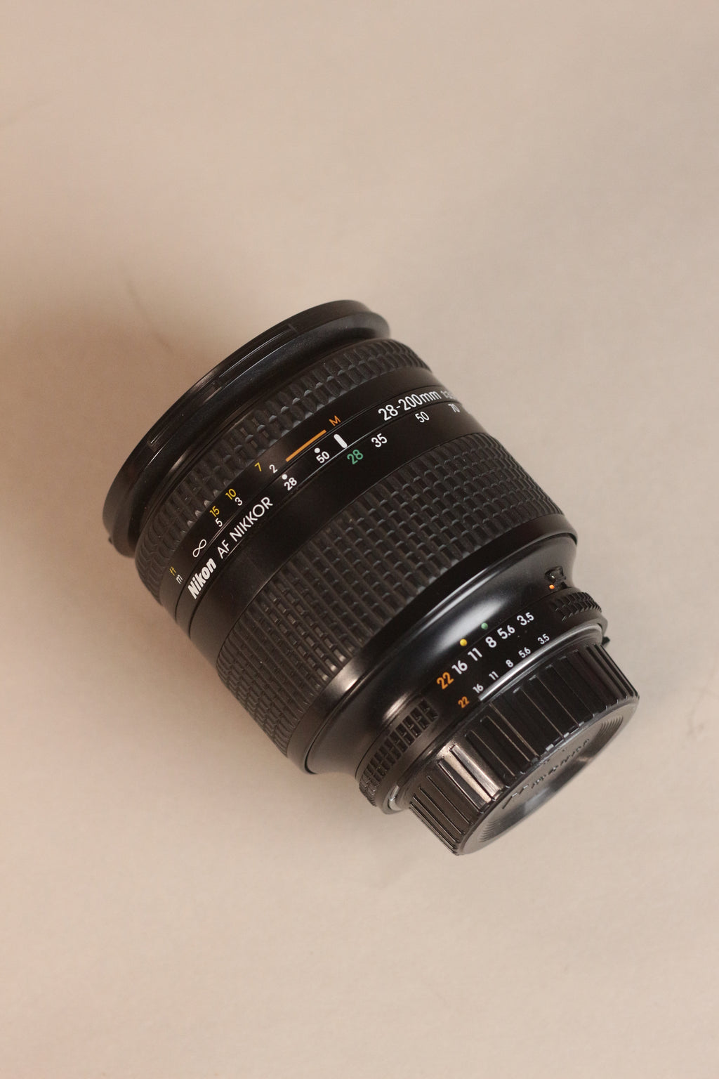Nikon AF Nikkor 28-200mm f/3.5-5.6D