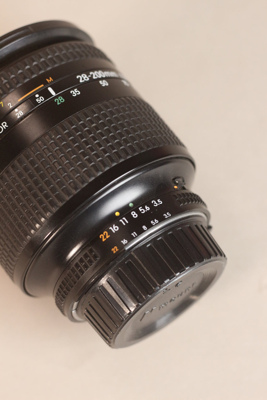 Nikon AF Nikkor 28-200mm f/3.5-5.6D
