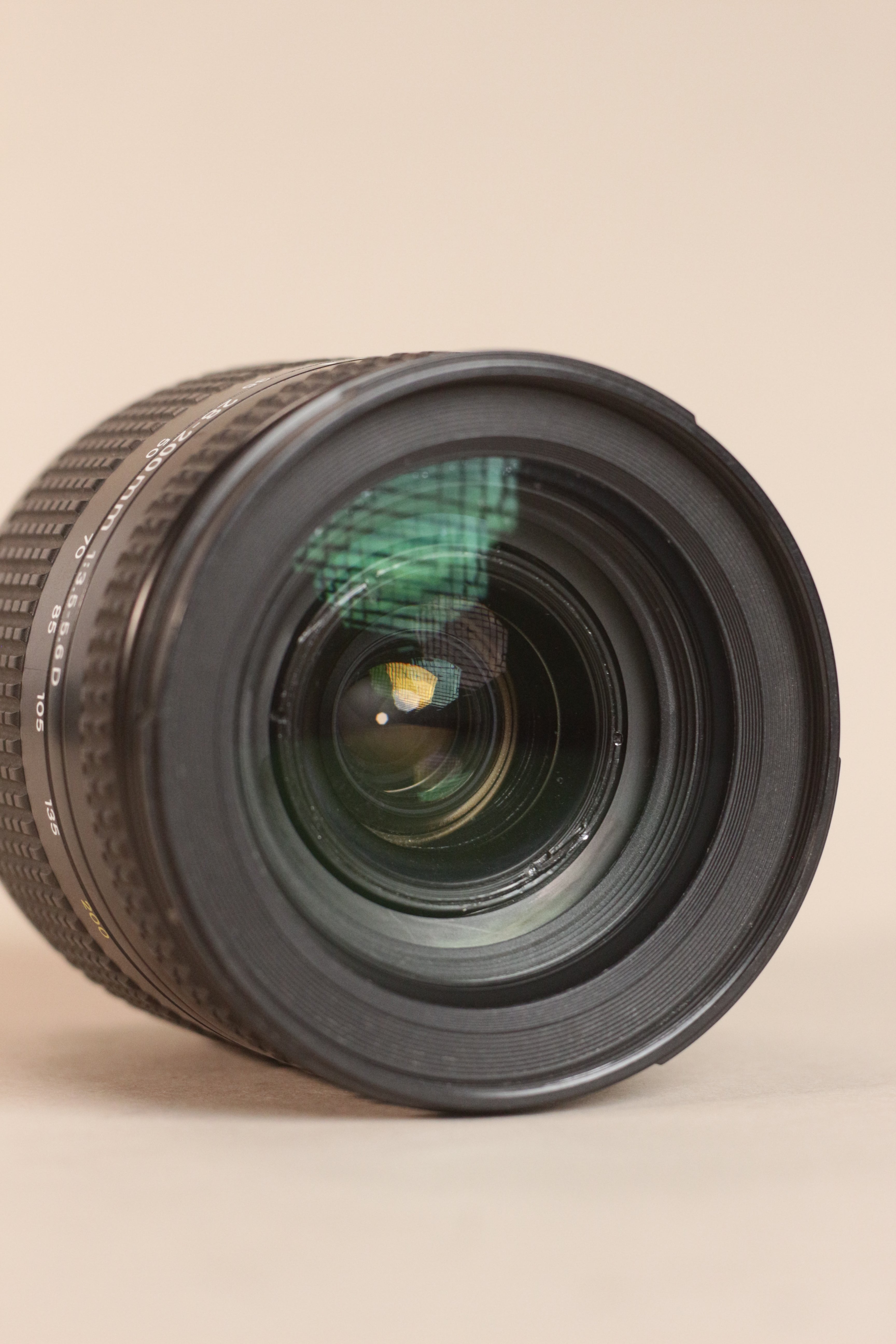 Nikon AF Nikkor 28-200mm f/3.5-5.6D