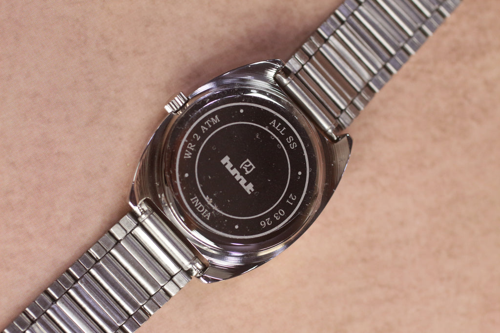 HMT Vijay Quartz - Gold Dial