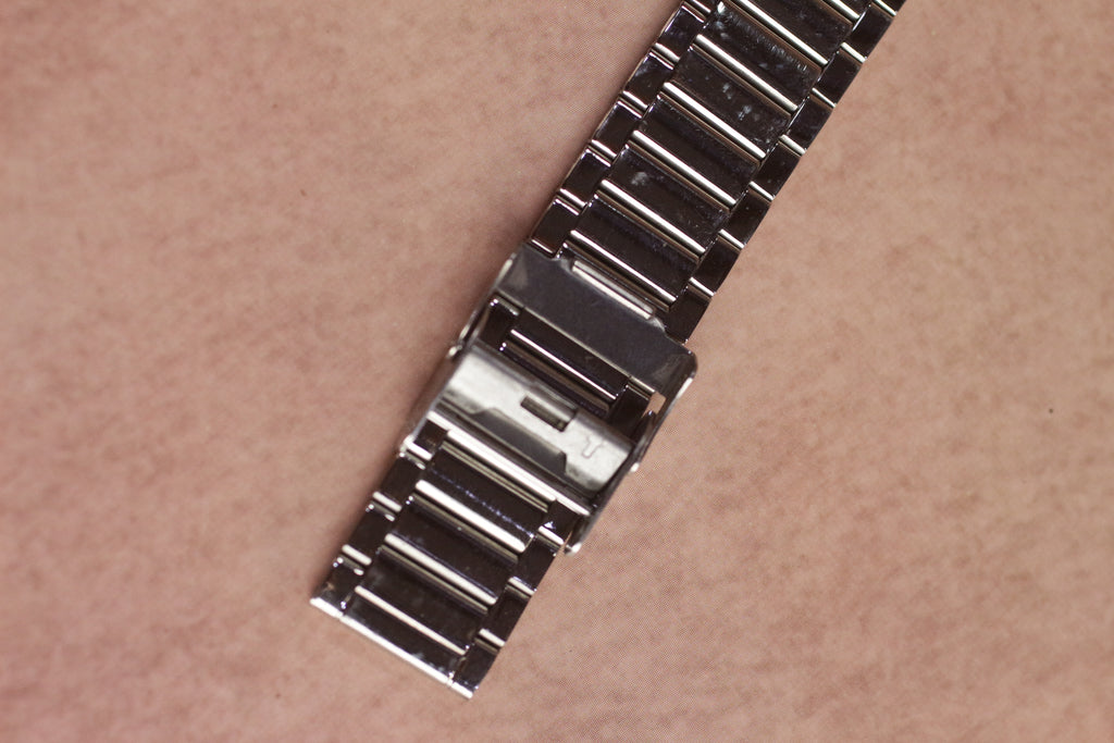 HMT Vijay Quartz - Gold Dial