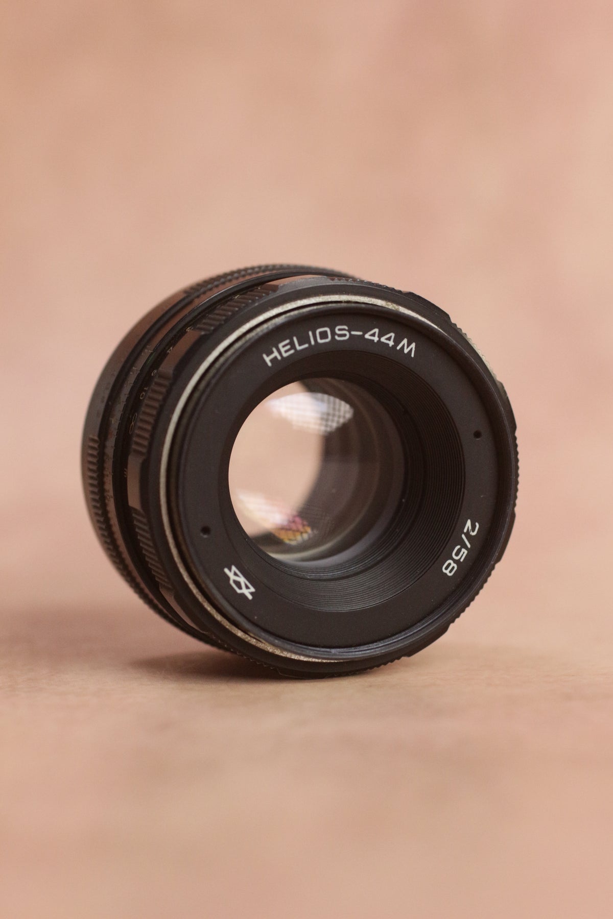 Helios 44M 58mm f/2 (M42)