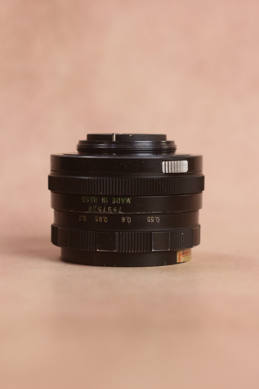 Helios 44M 58mm f/2 (M42)
