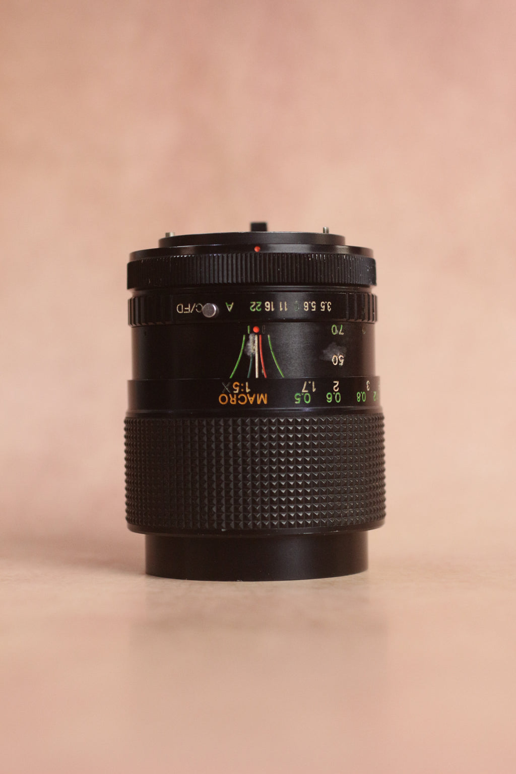 Centon MC Auto Zoom 28-70mm f/3.5-4.5 (Canon FD)