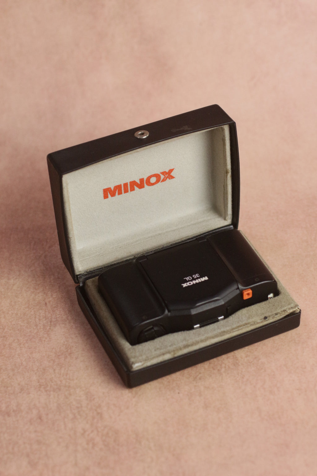 Minox 35 GT + Flash — Display Piece
