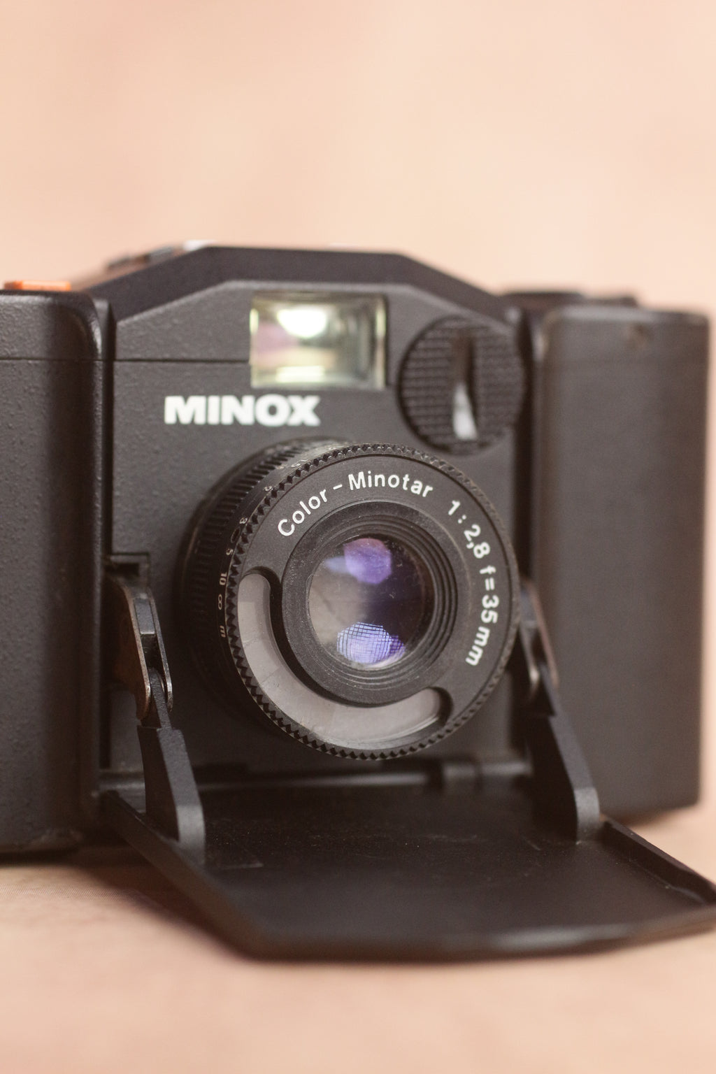 Minox 35 GT + Flash — Display Piece