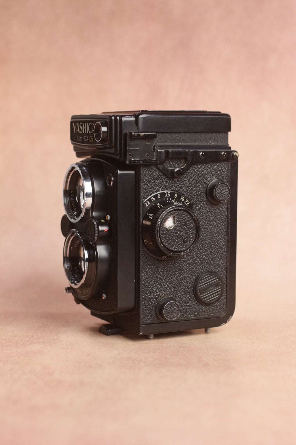 Yashica Mat-124G 6x6 TLR