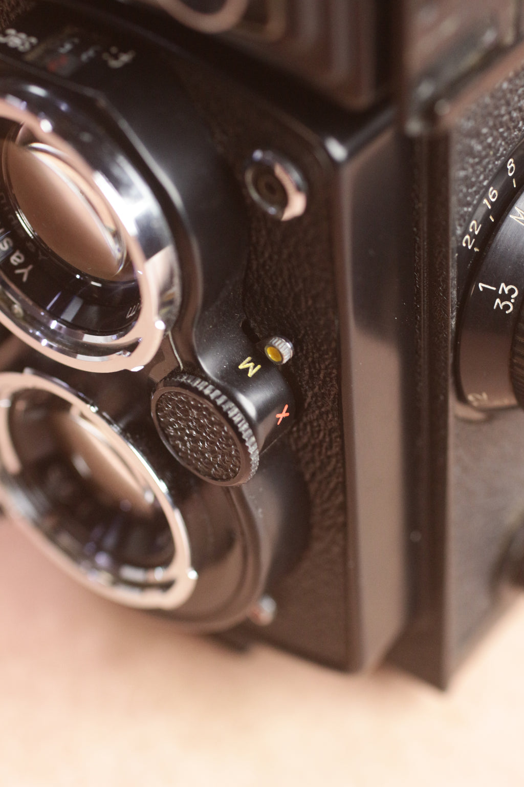 Yashica Mat-124G 6x6 TLR