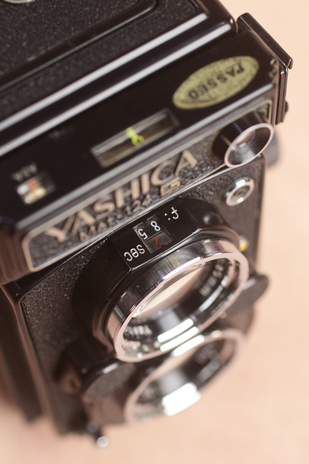 Yashica Mat-124G 6x6 TLR