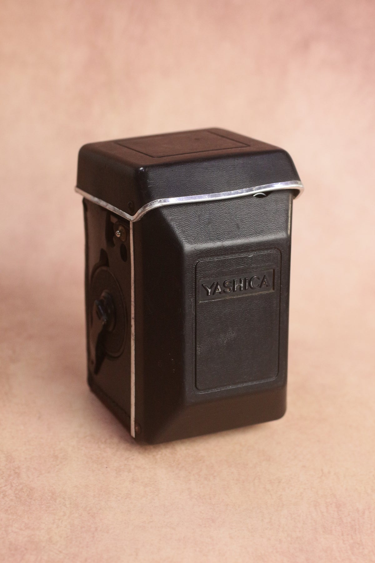 Yashica Mat-124G 6x6 TLR