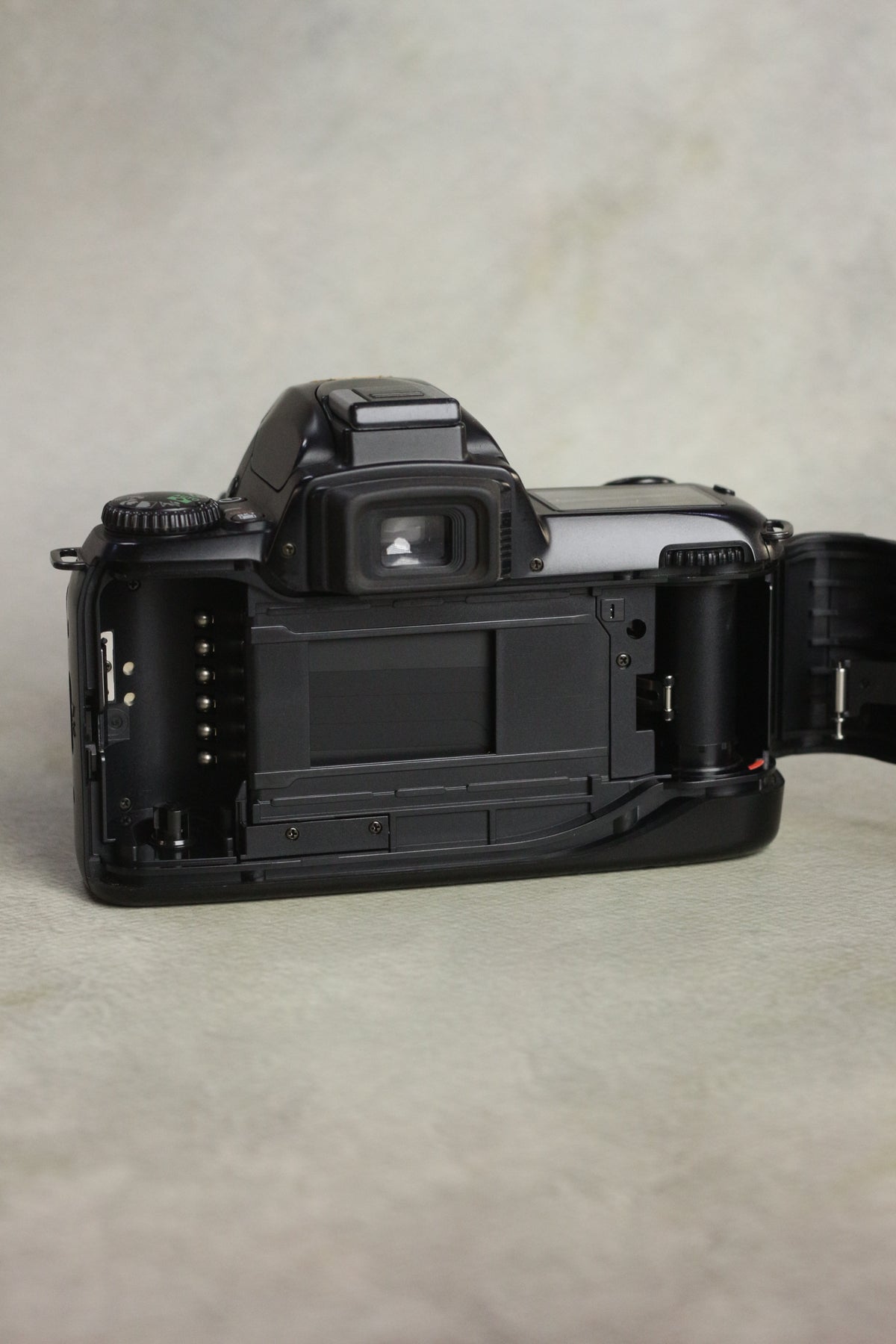Nikon F65 + Nikkor AF 50mm f/1.4D