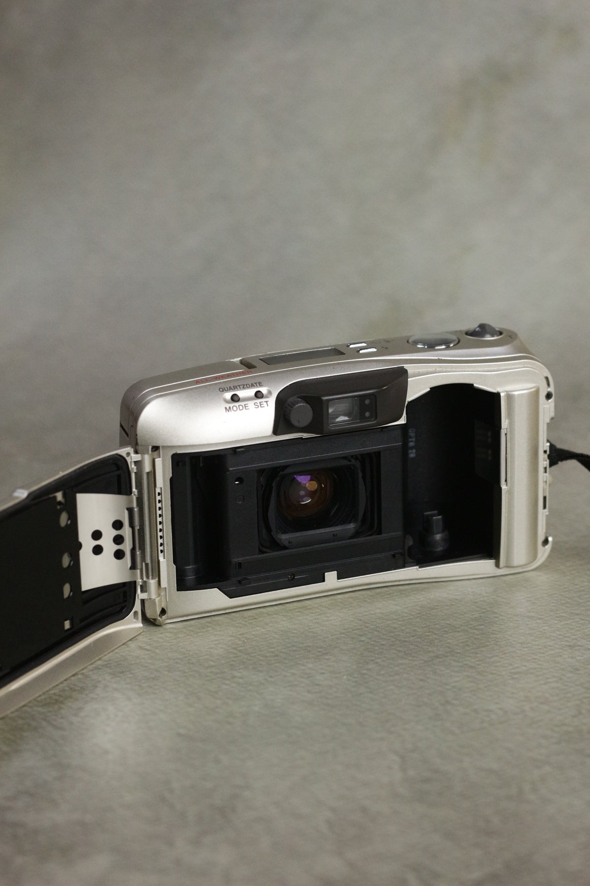 Olympus Infinity Stylus Zoom 140