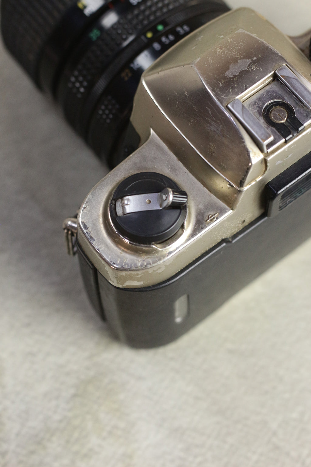 Nikon FM10 + Nikkor 35-70mm Zoom