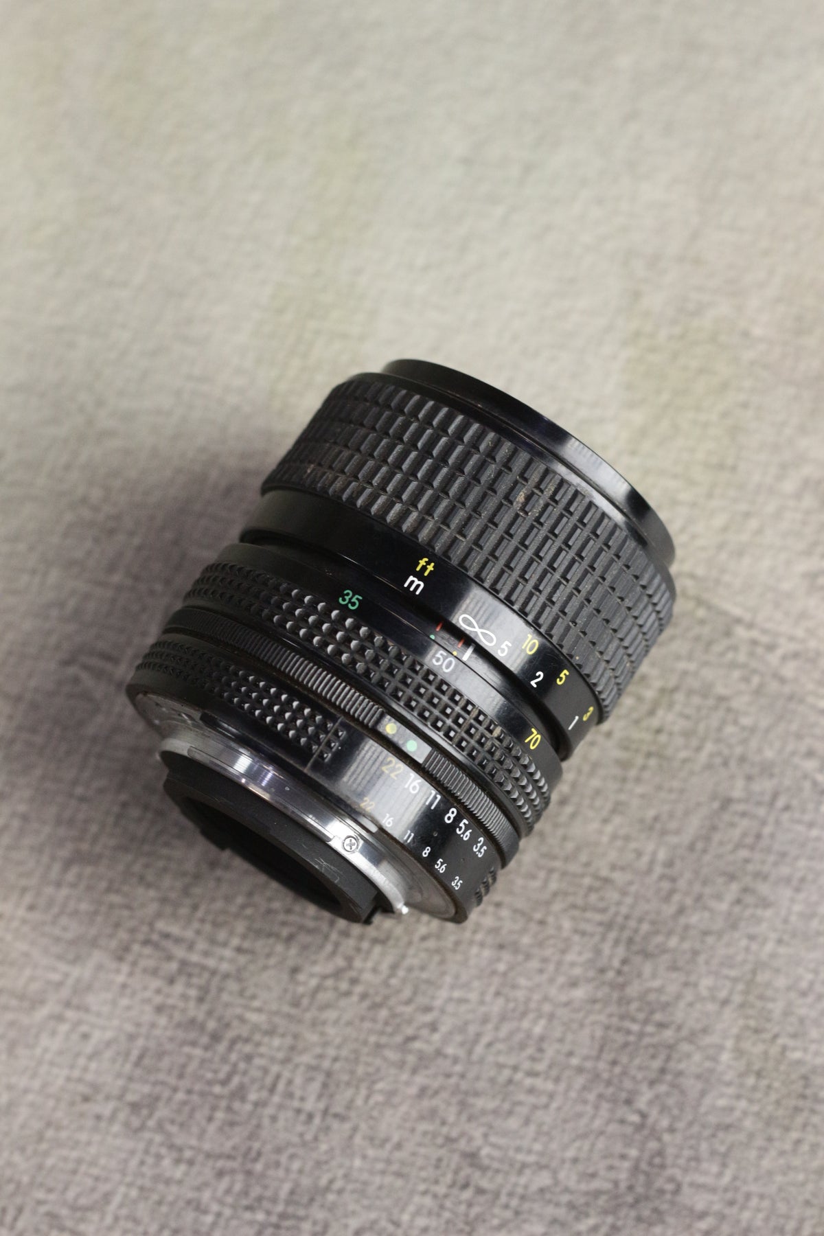Nikon FM10 + Nikkor 35-70mm Zoom