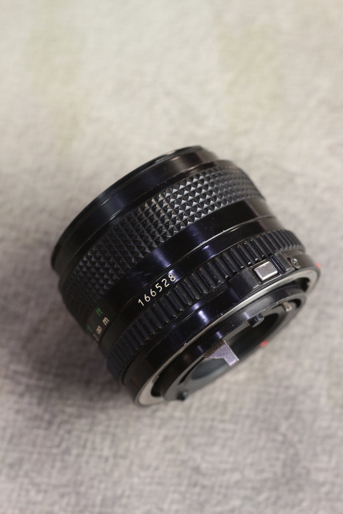 Canon New FD 28mm f/2.8